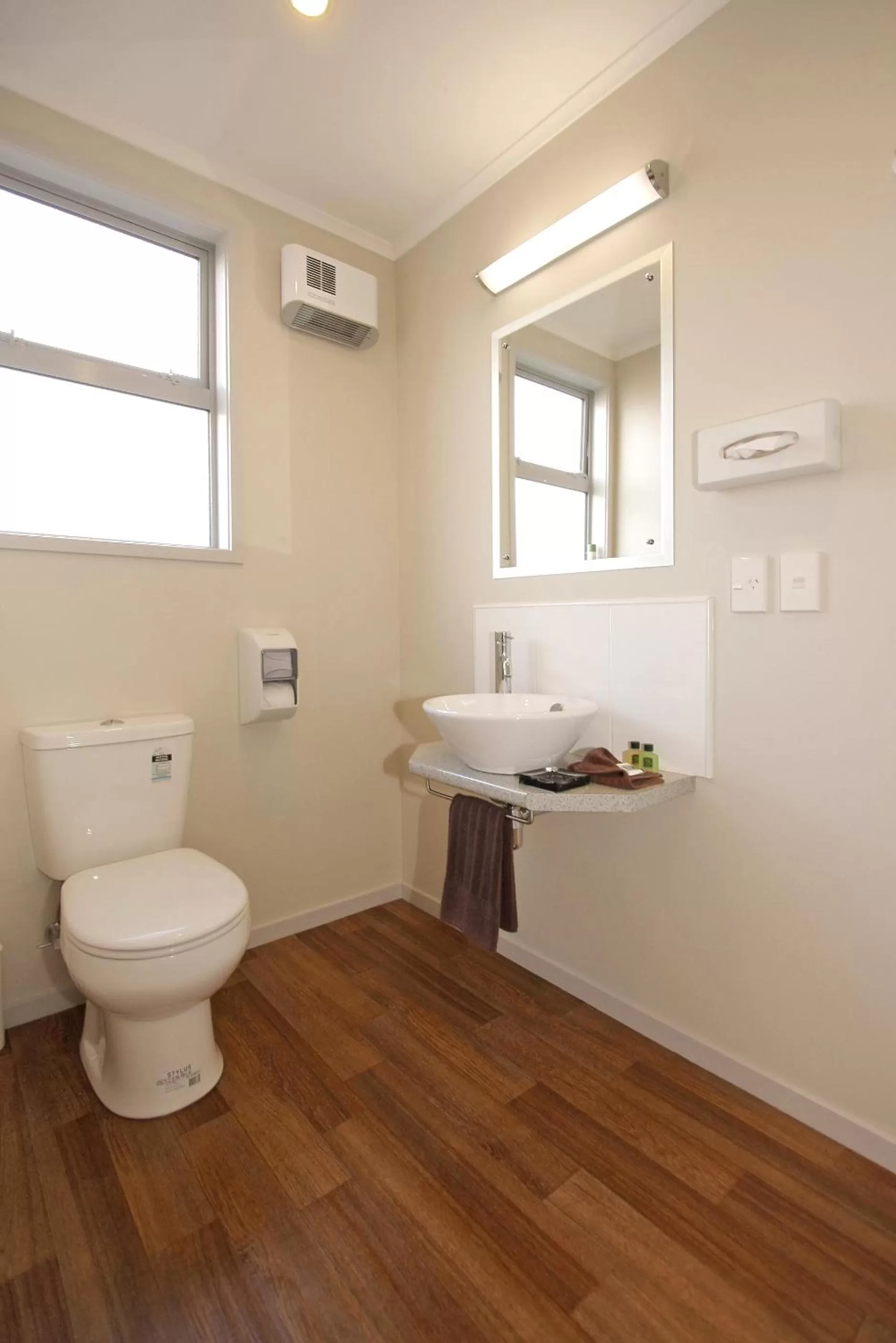 Toilet in Big Five Motel