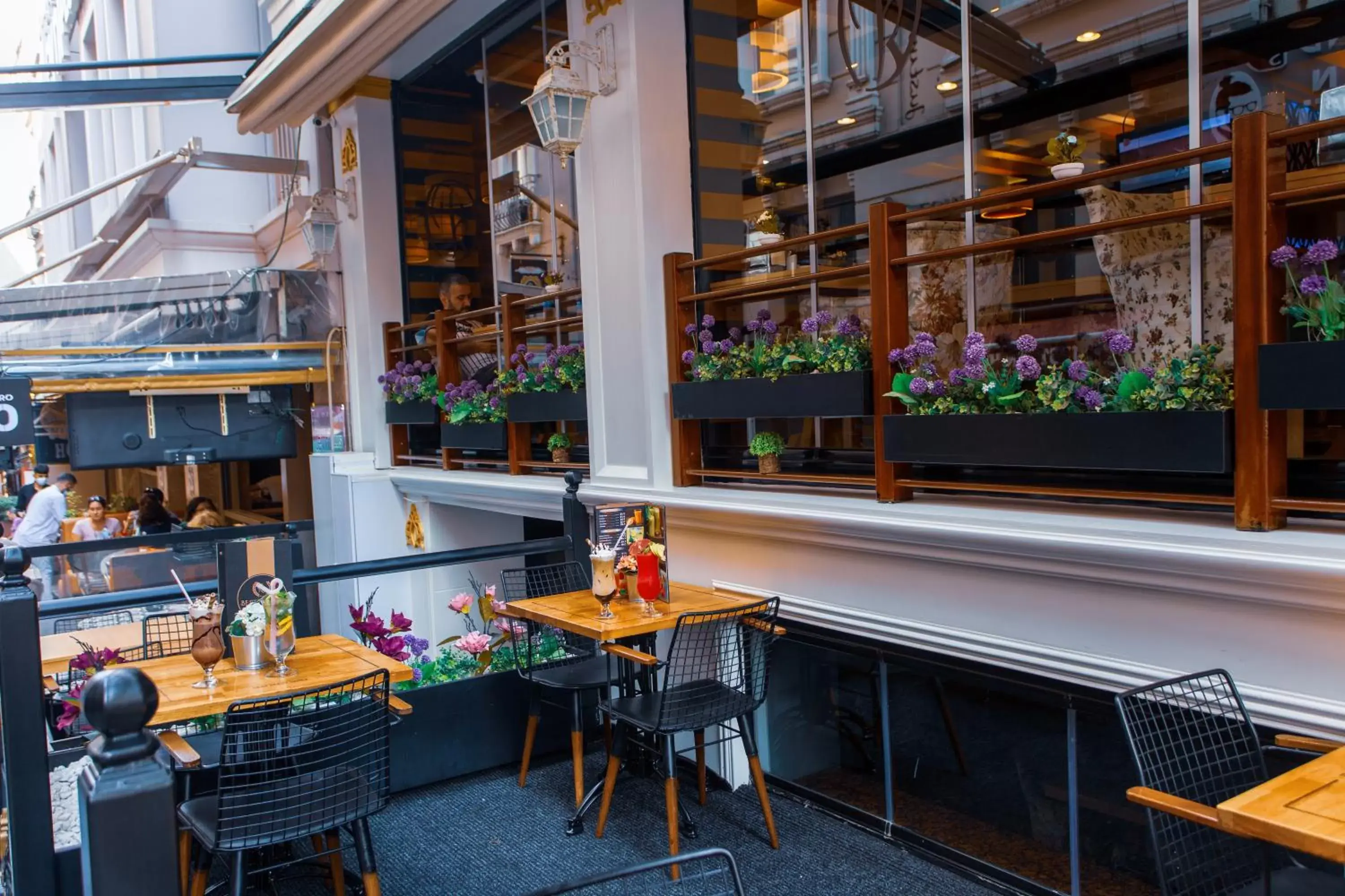 Restaurant/places to eat in Best Nobel Hotel Restaurant/places to eat in Best Nobel Hotel