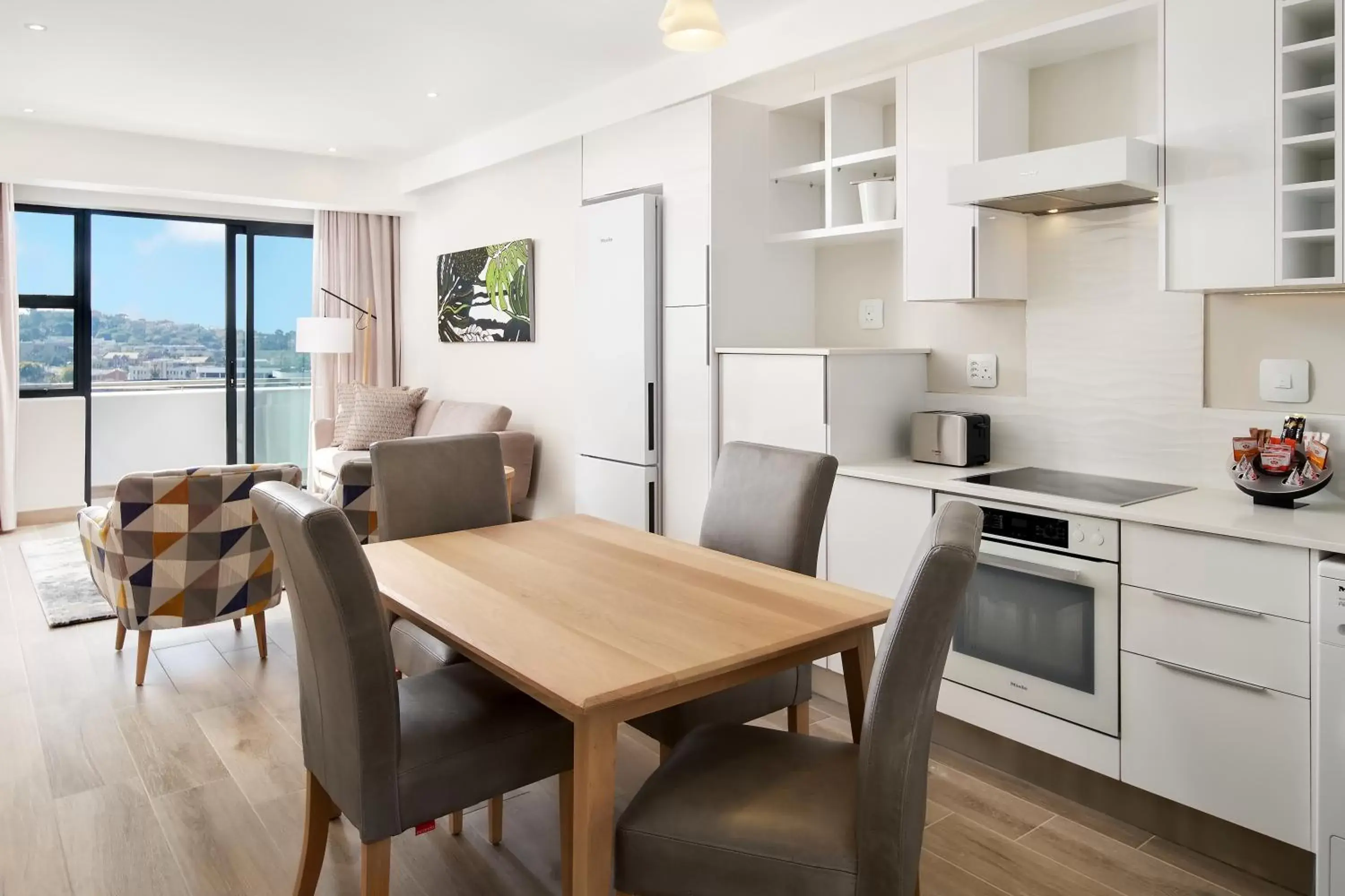 Living room, Dining Area in The Regency Apartment Hotel Menlyn