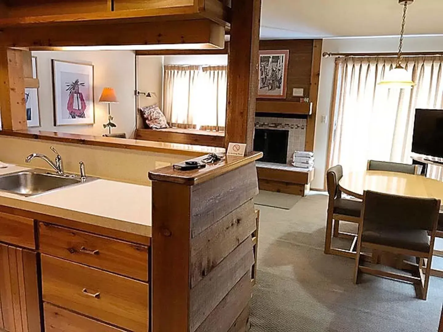 Dining area, Kitchen/Kitchenette in Jackson Hole Vacation Condominiums, a VRI resort