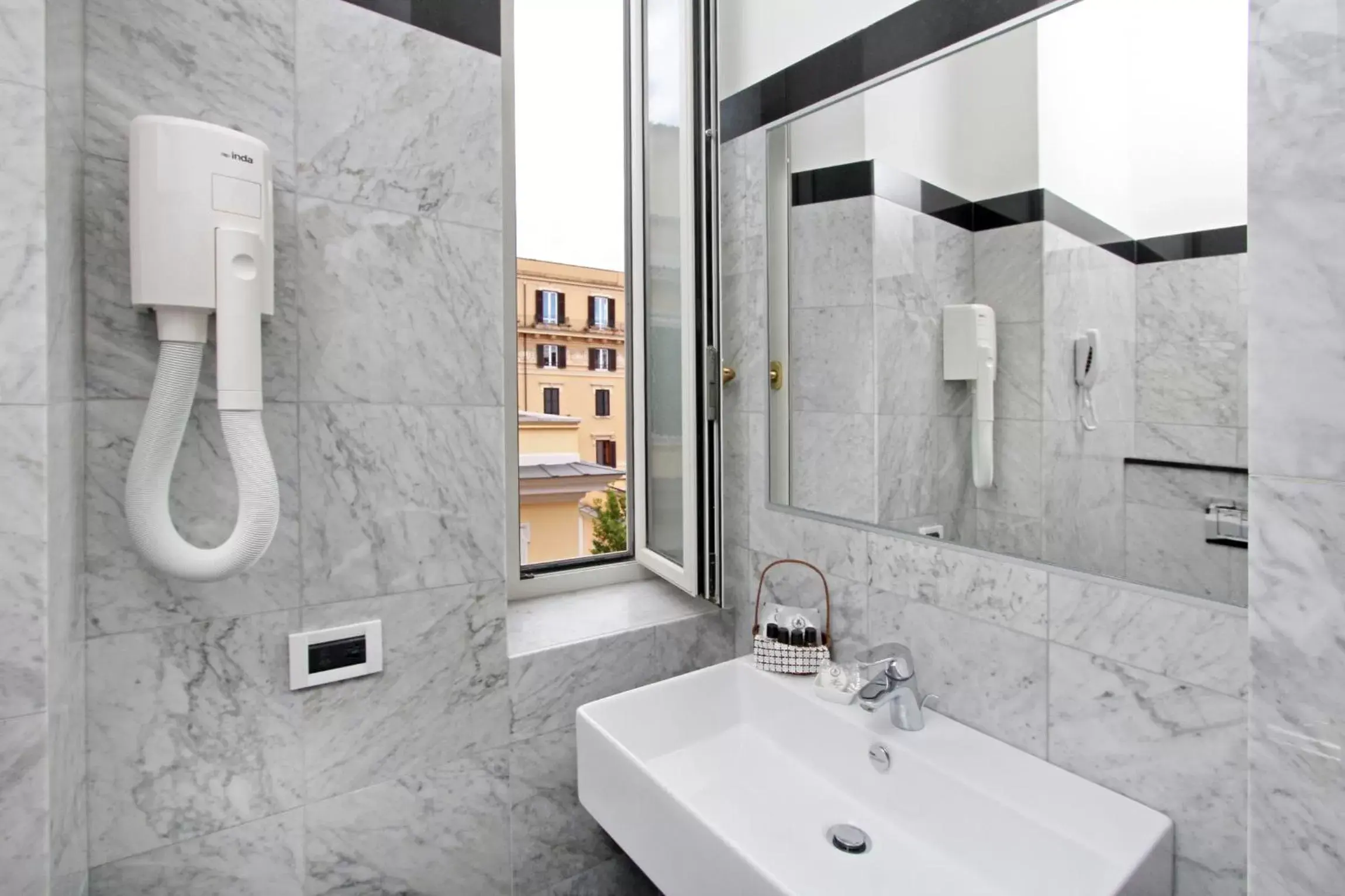 Bathroom in Hotel Arcangelo