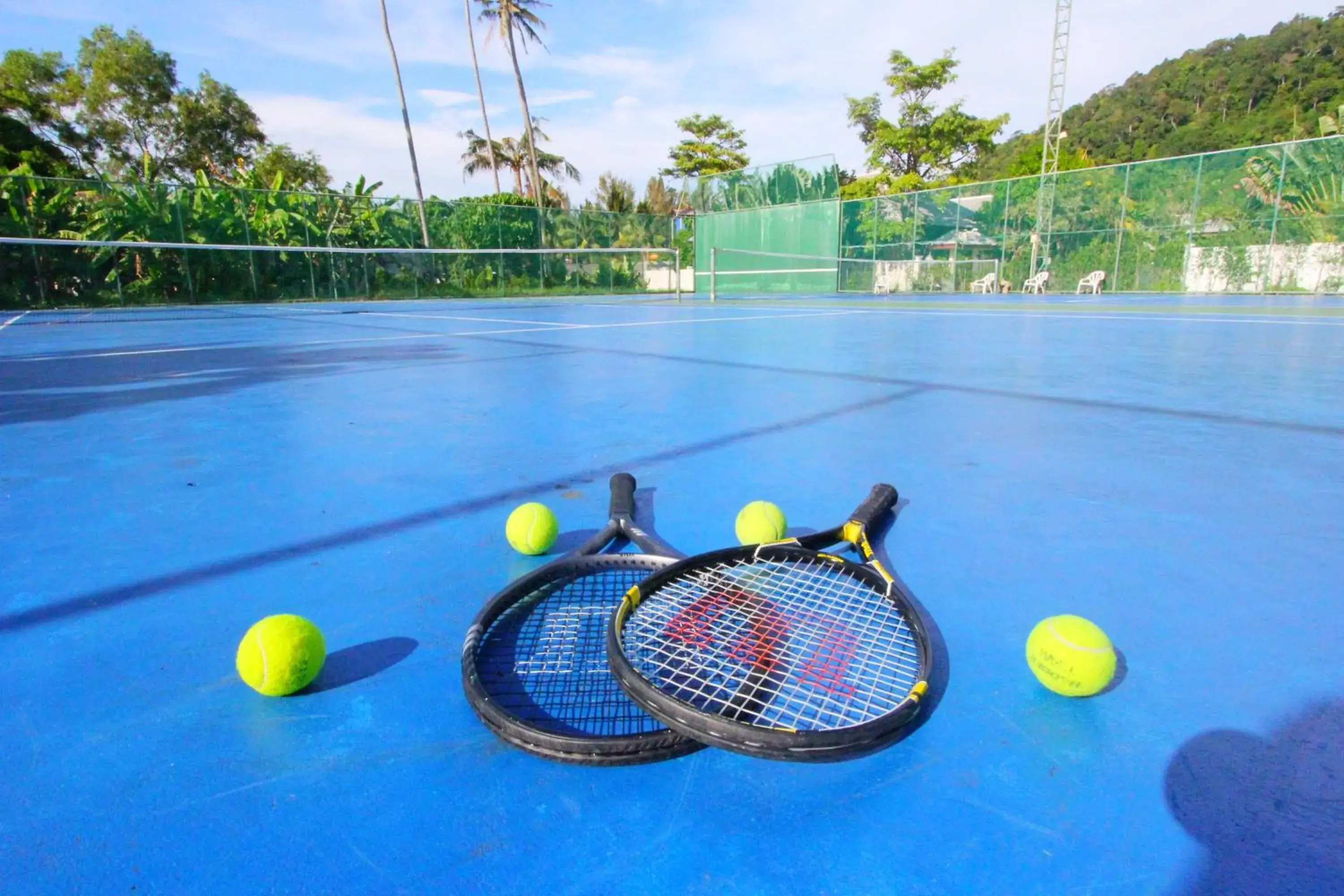 Tennis/Squash in Southern Lanta Resort - SHA Extra Plus