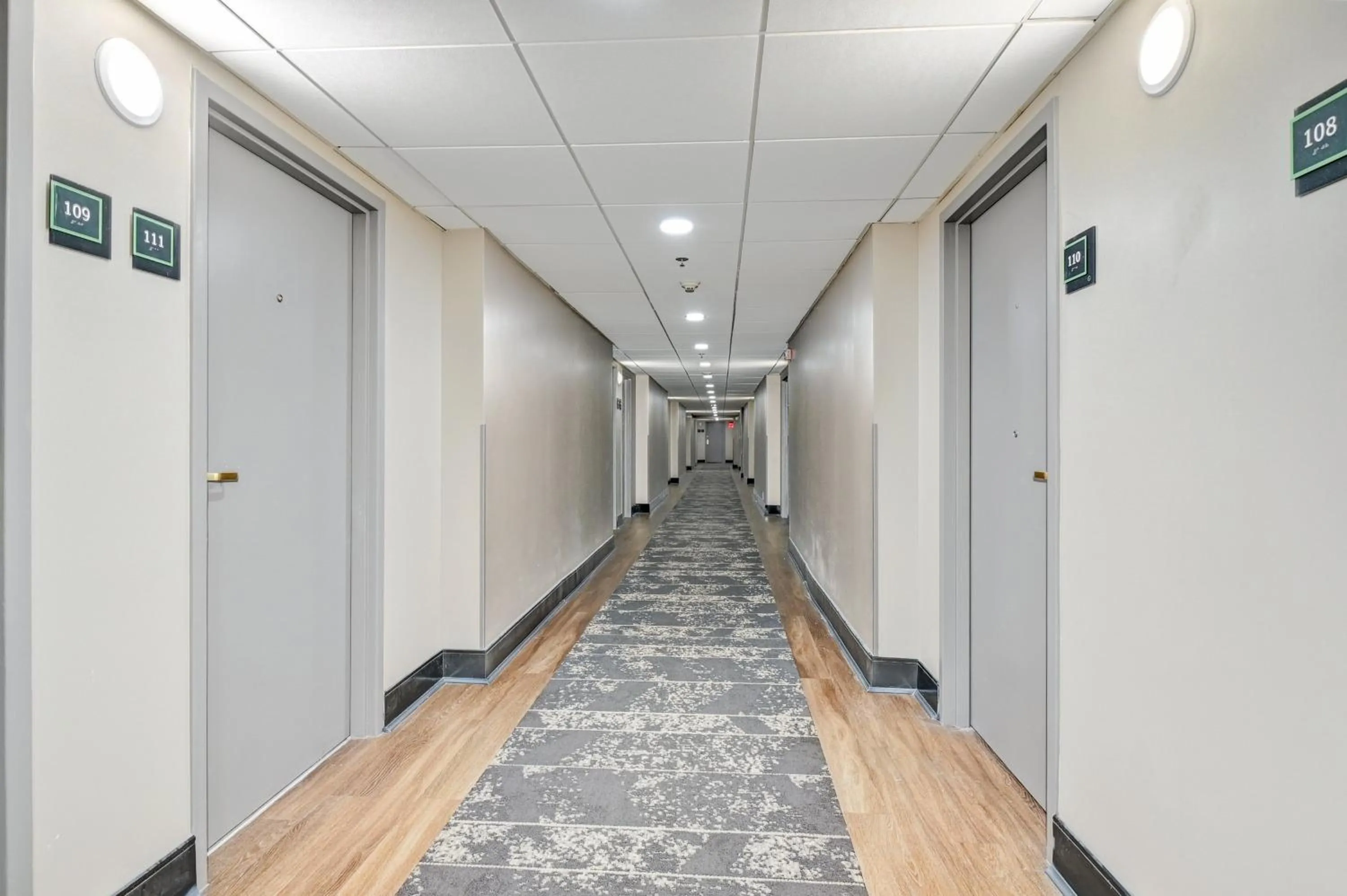 Lobby or reception in Holiday Inn - Piscataway - Somerset by IHG