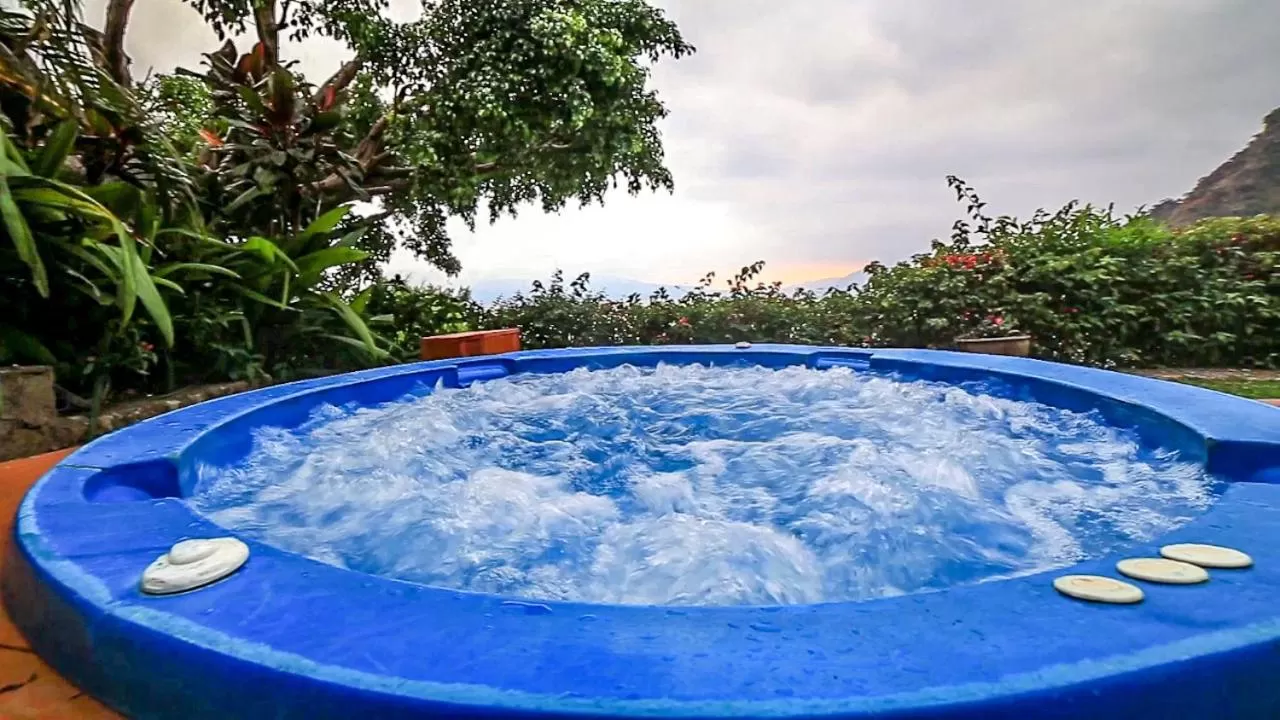 Hot Tub in Hotel San Buenaventura de Atitlán