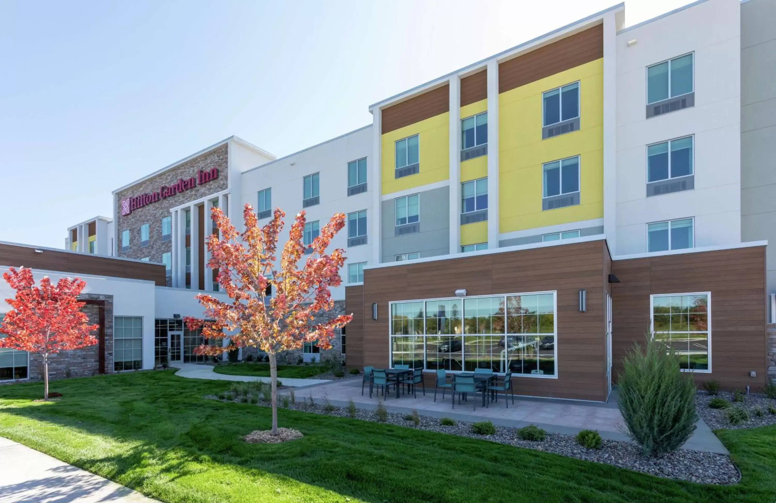 Property Building in Hilton Garden Inn St. Cloud, Mn