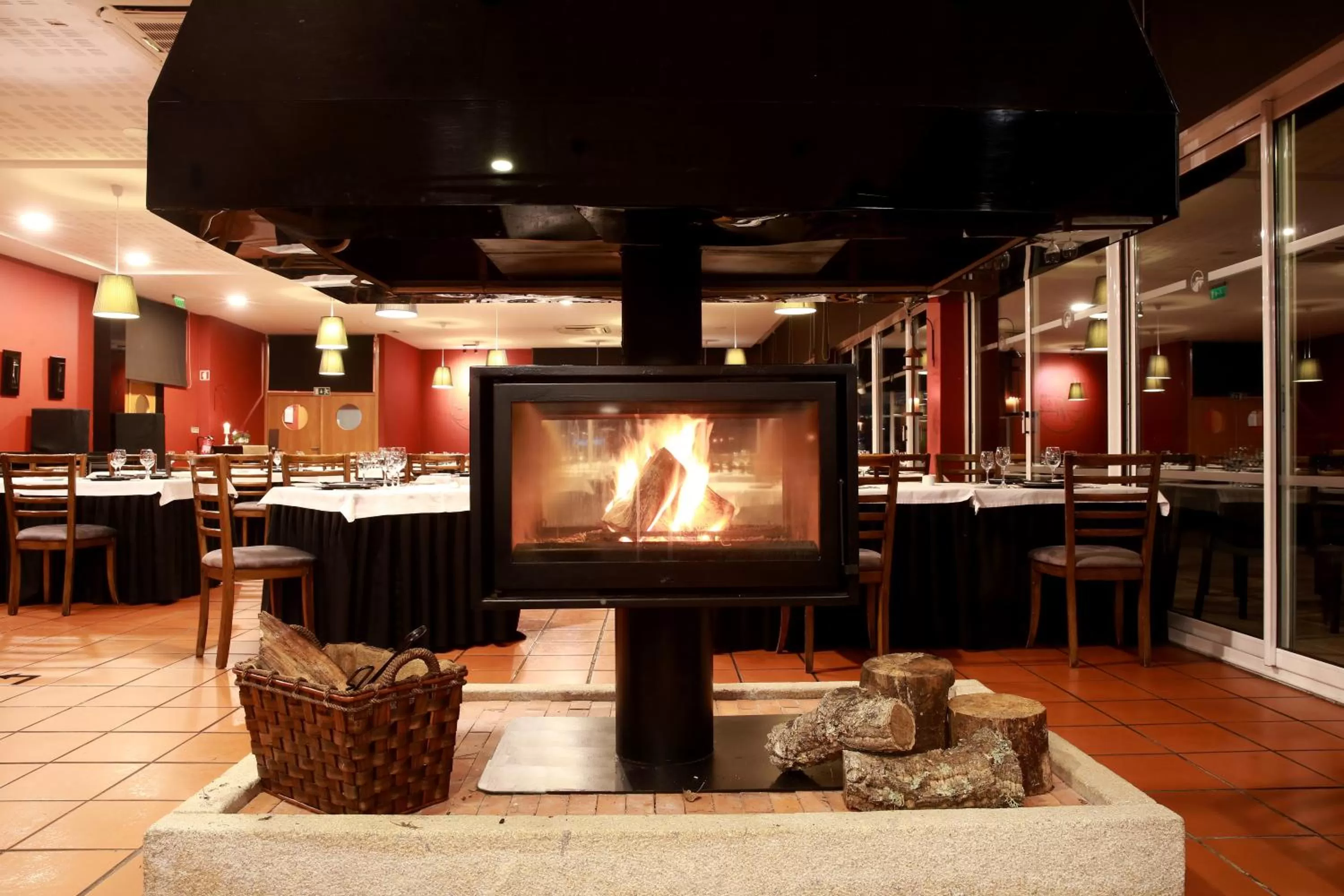 Restaurant/places to eat in Hotel Da Montanha