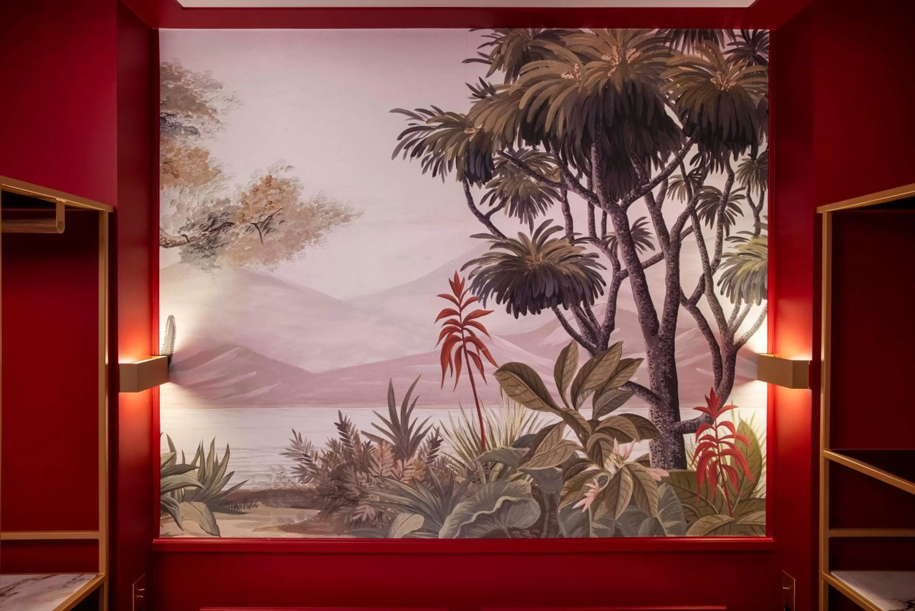 Bedroom in Les Jardins Du Luxembourg