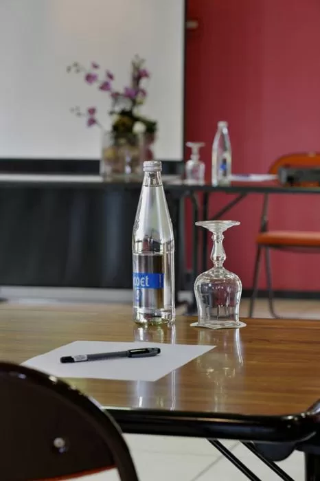 Meeting/conference room in Hôtel Novalis Quimperlé