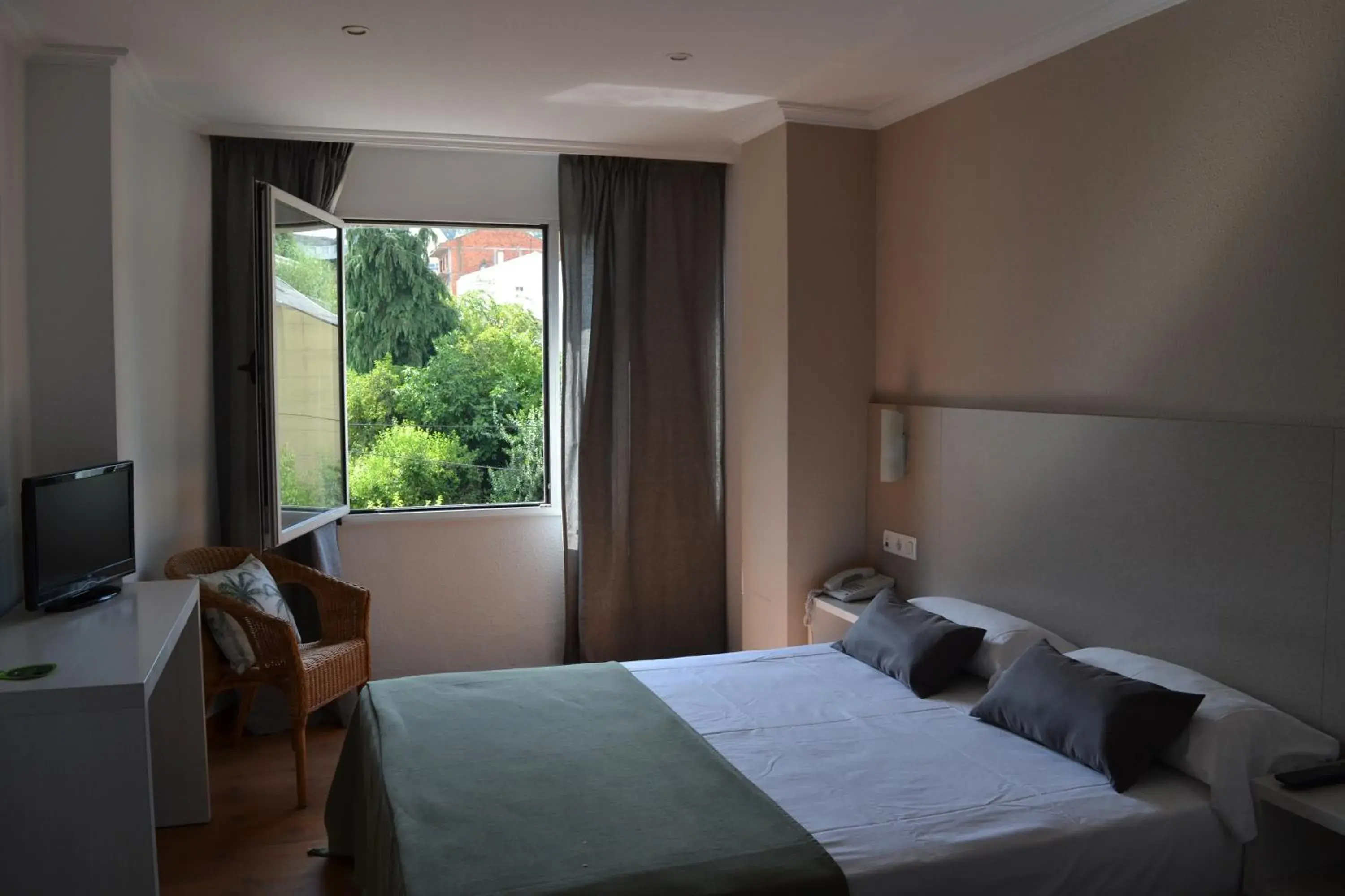 Bedroom, Bed in Duerming Villa De Sarria Hotel