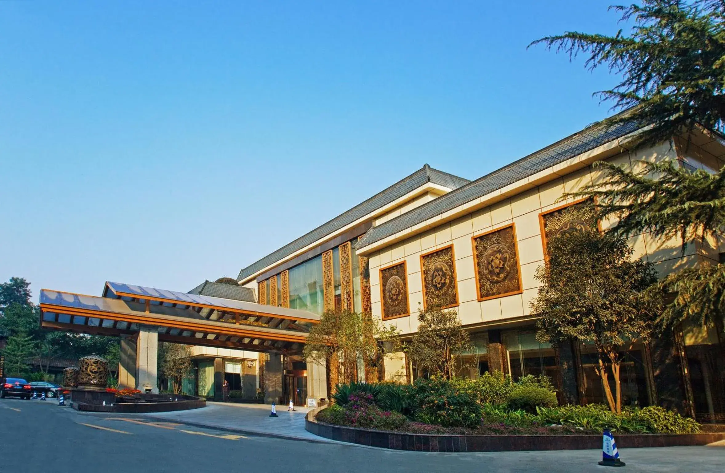 Property Building in Wangjiang Hotel