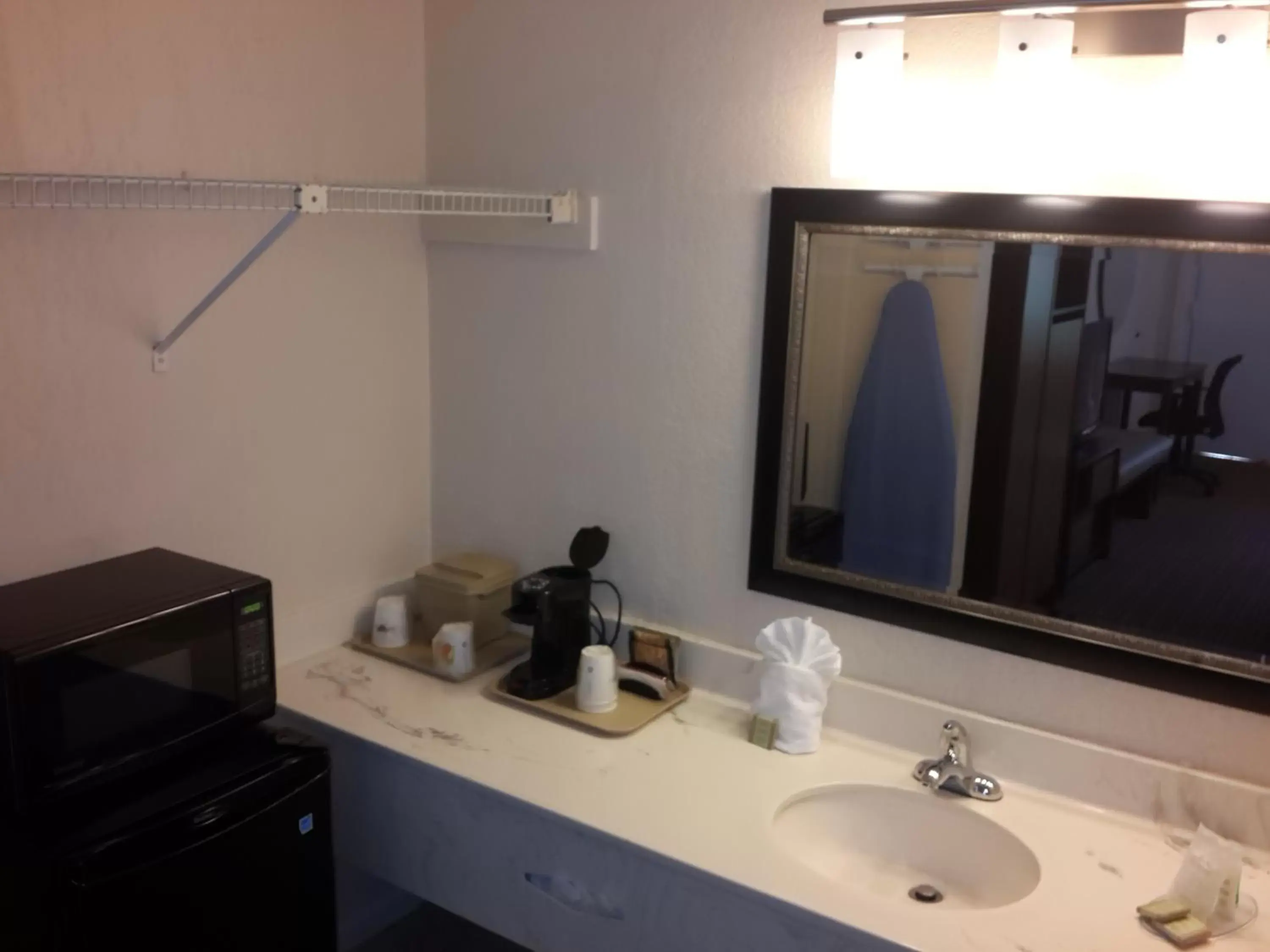 Bathroom in Super 8 by Wyndham Florida City/Homestead/Everglades