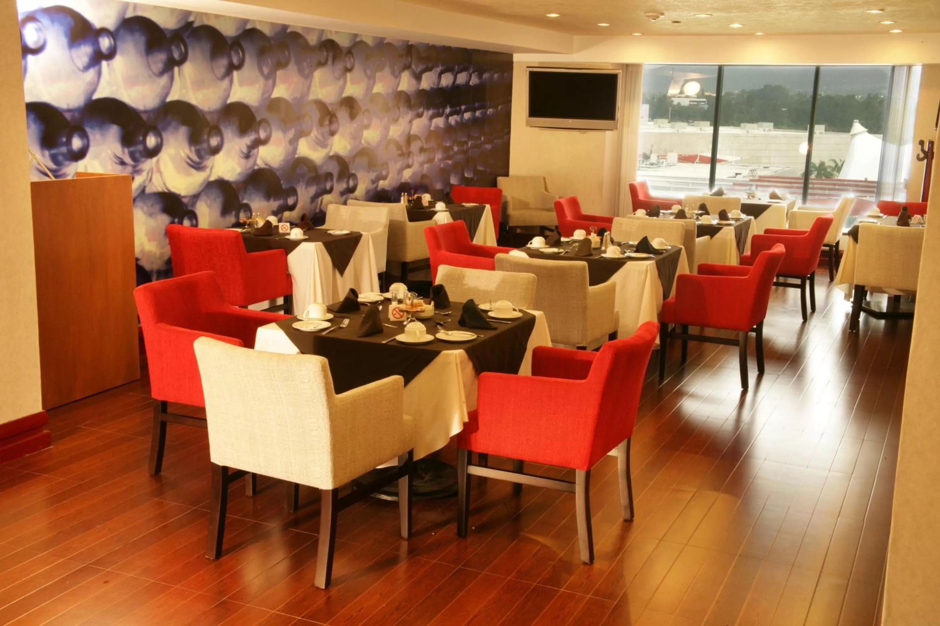 Coffee/tea facilities in Barcelo Guadalajara