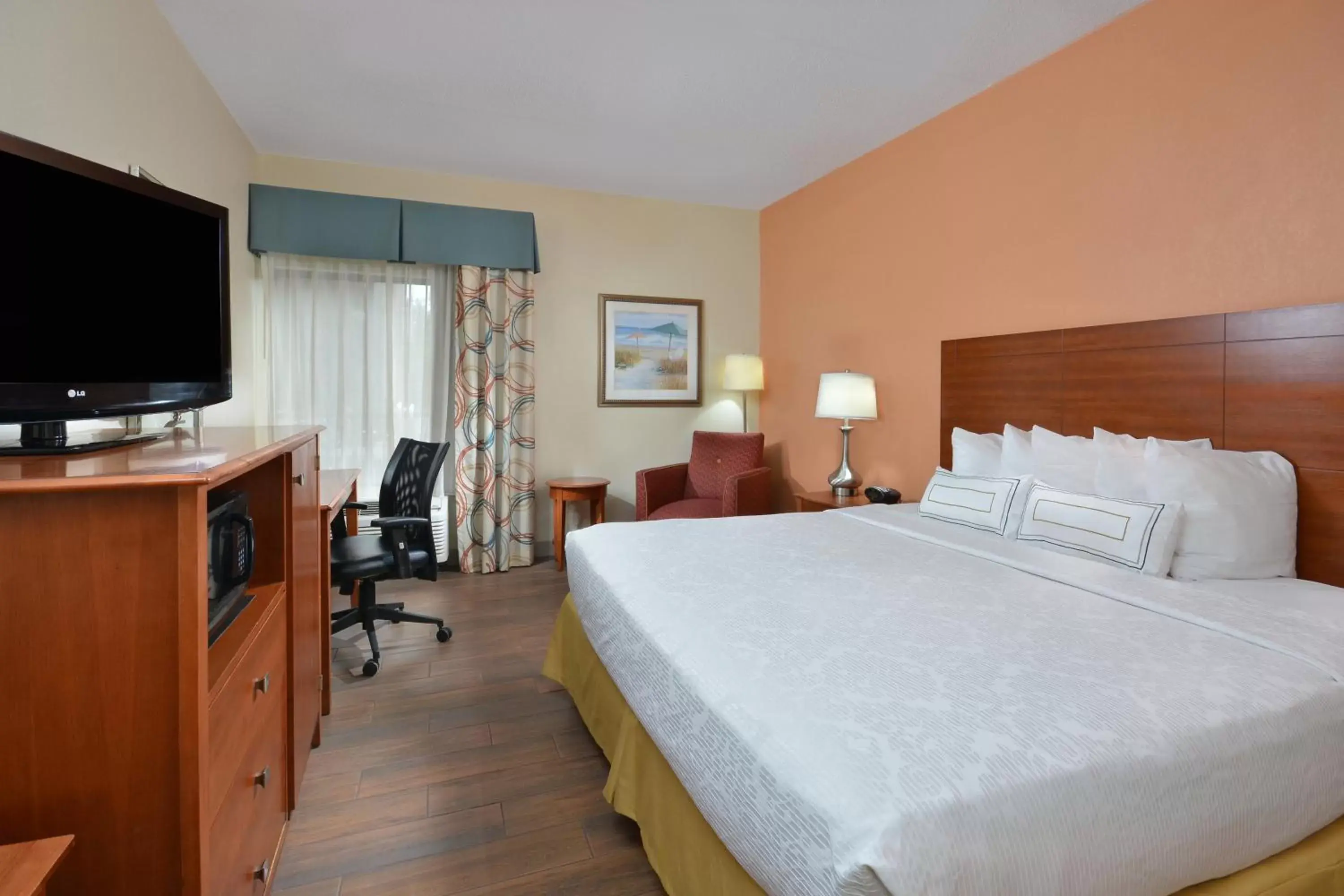 Bedroom, Bed in Best Western Plus Wilmington / Wrightsville Beach