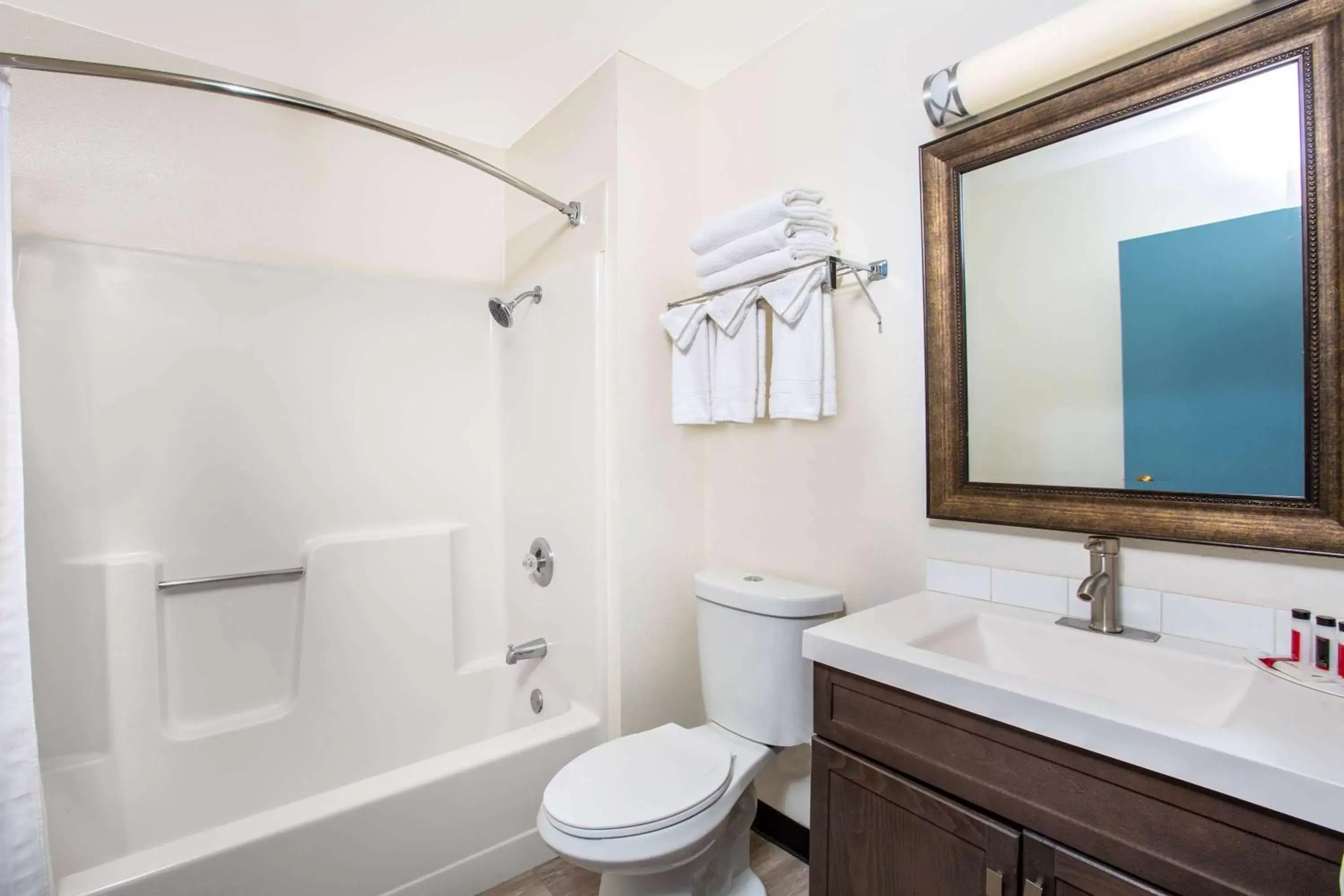 Bathroom in Days Inn by Wyndham Woodland