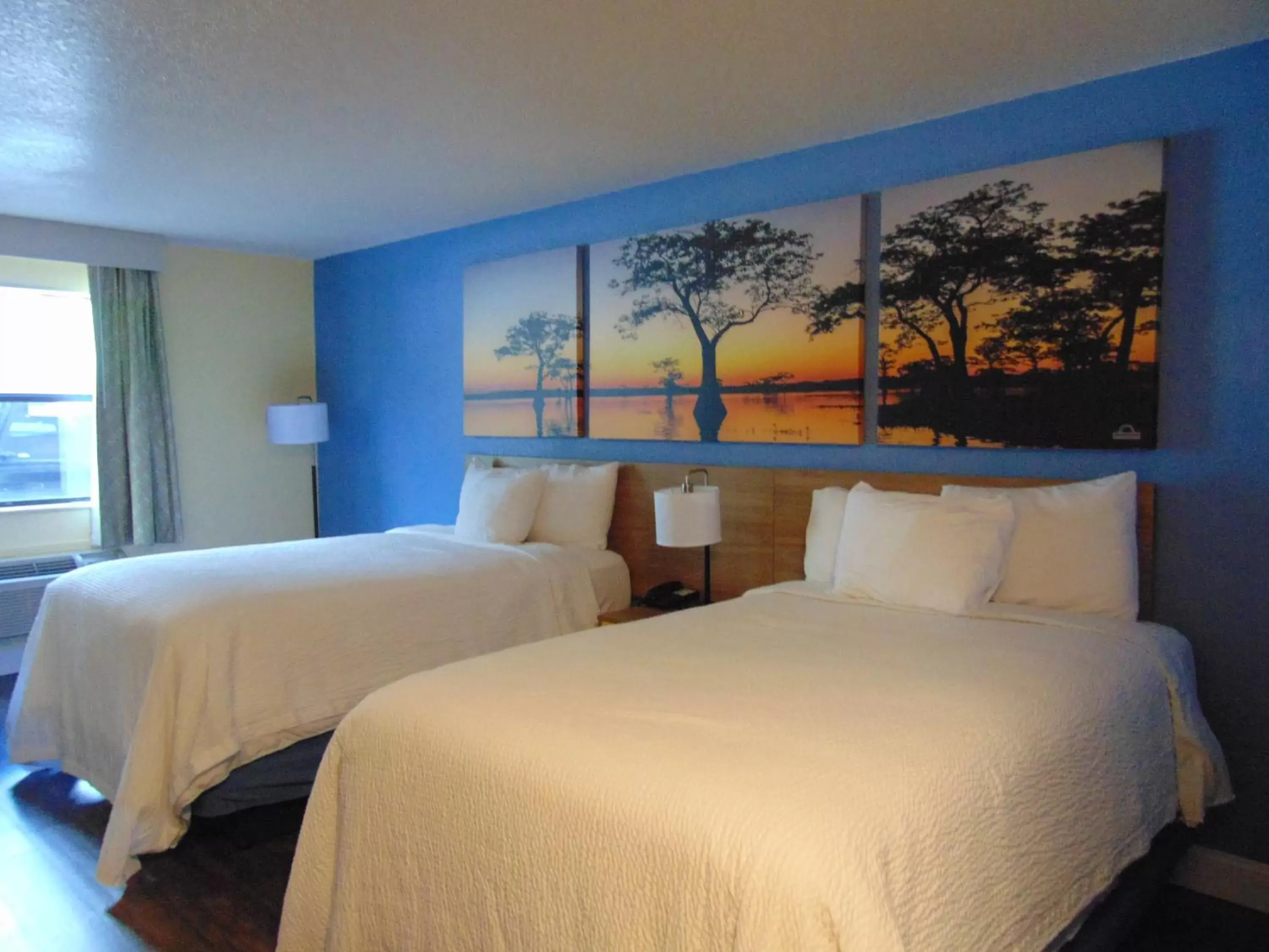 Deluxe Double Room with Two Double Beds - Non-Smoking in Days Inn by Wyndham Fordyce Deluxe Double Room with Two Double Beds - Non-Smoking in Days Inn by Wyndham Fordyce