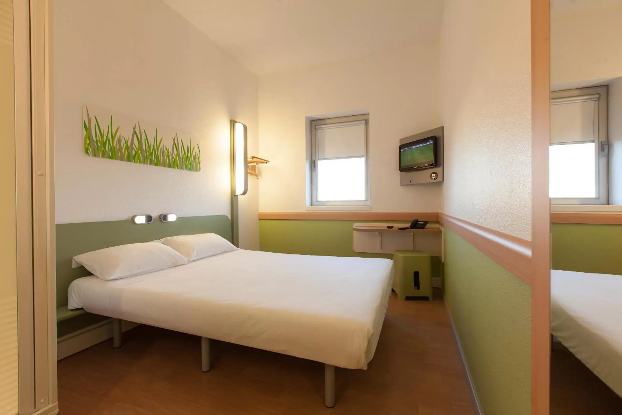 Bed in Hotel ibis Budget Porto Gaia