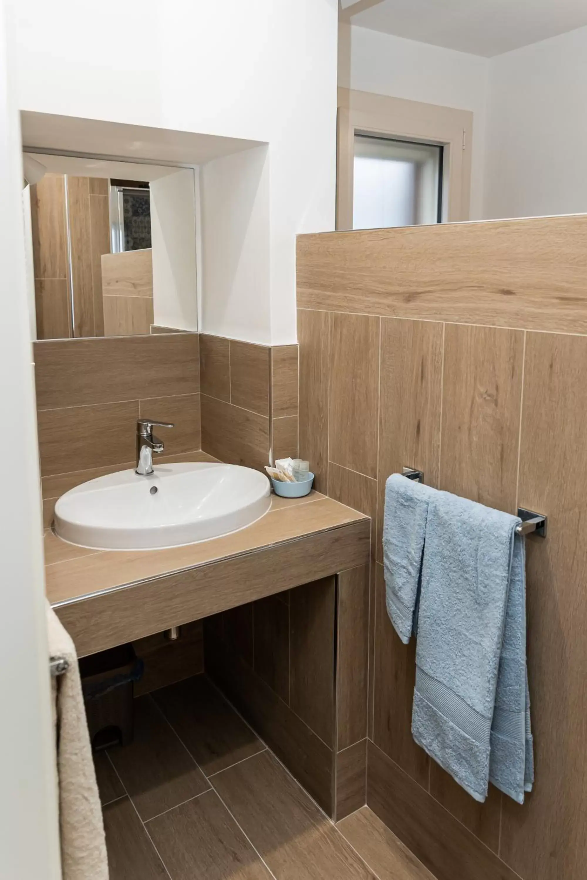 Bathroom in Peter & Dove's House