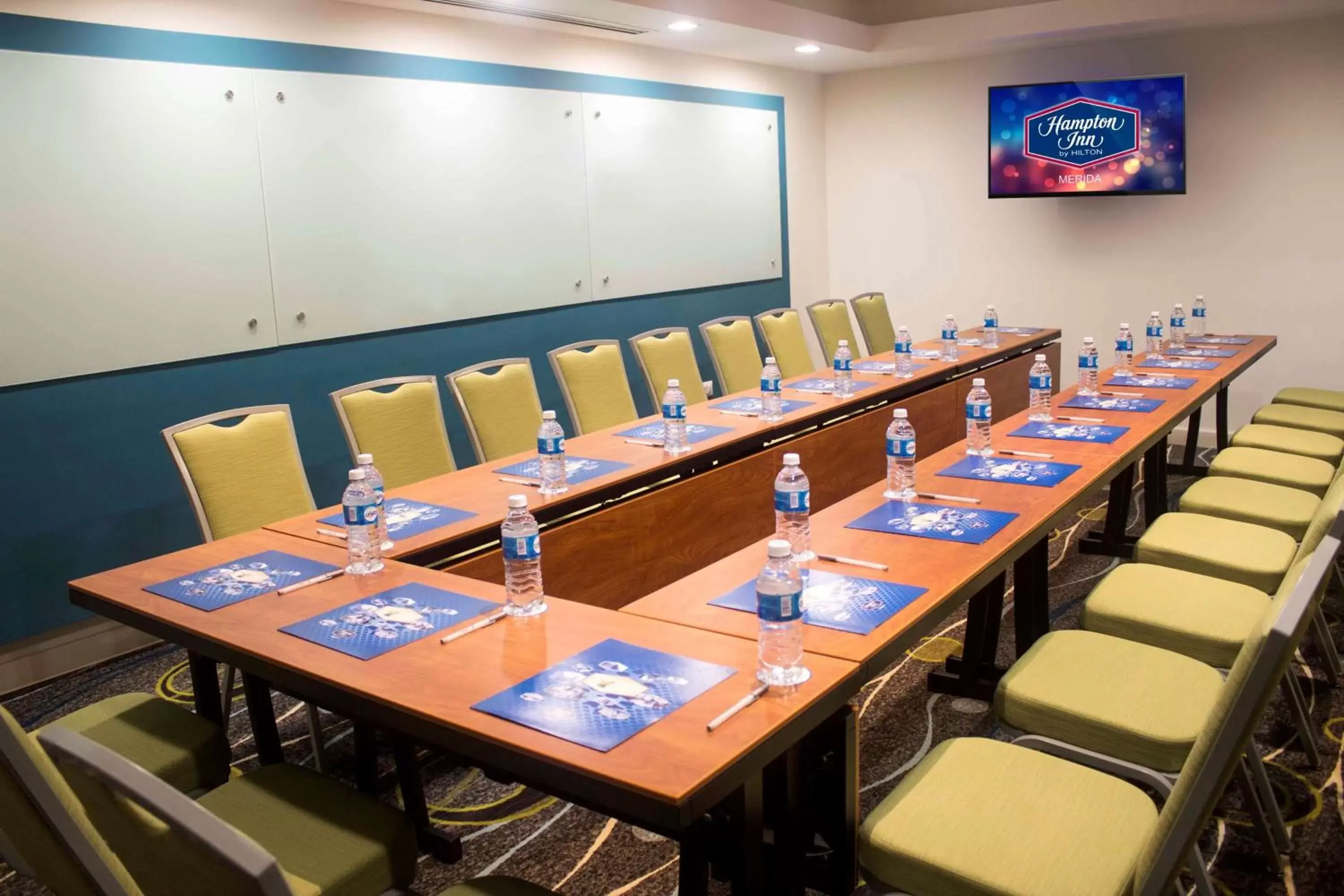 Meeting/conference room in Hampton Inn by Hilton Merida