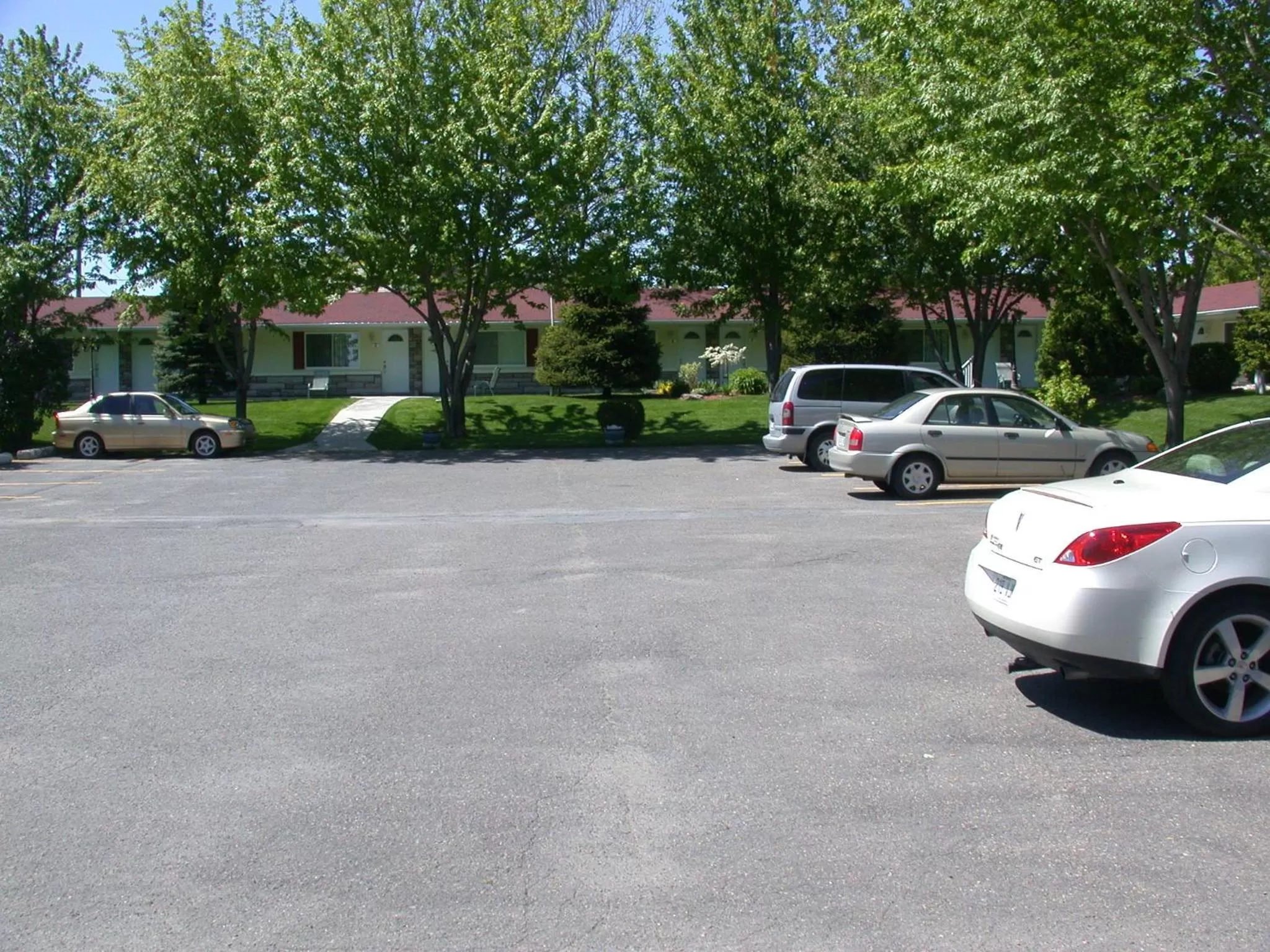 Property building in Motel Derfal