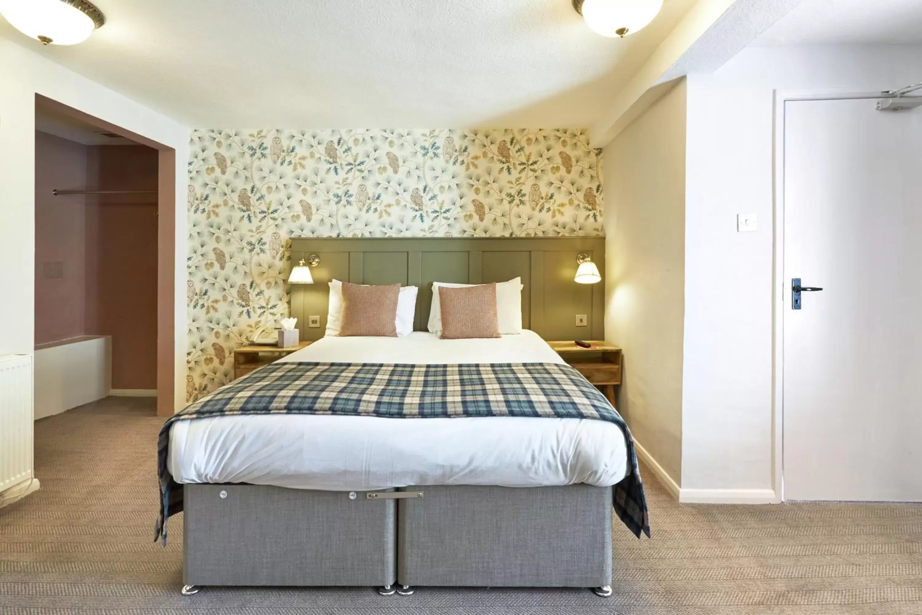 Double Room in Redesdale Arms Hotel