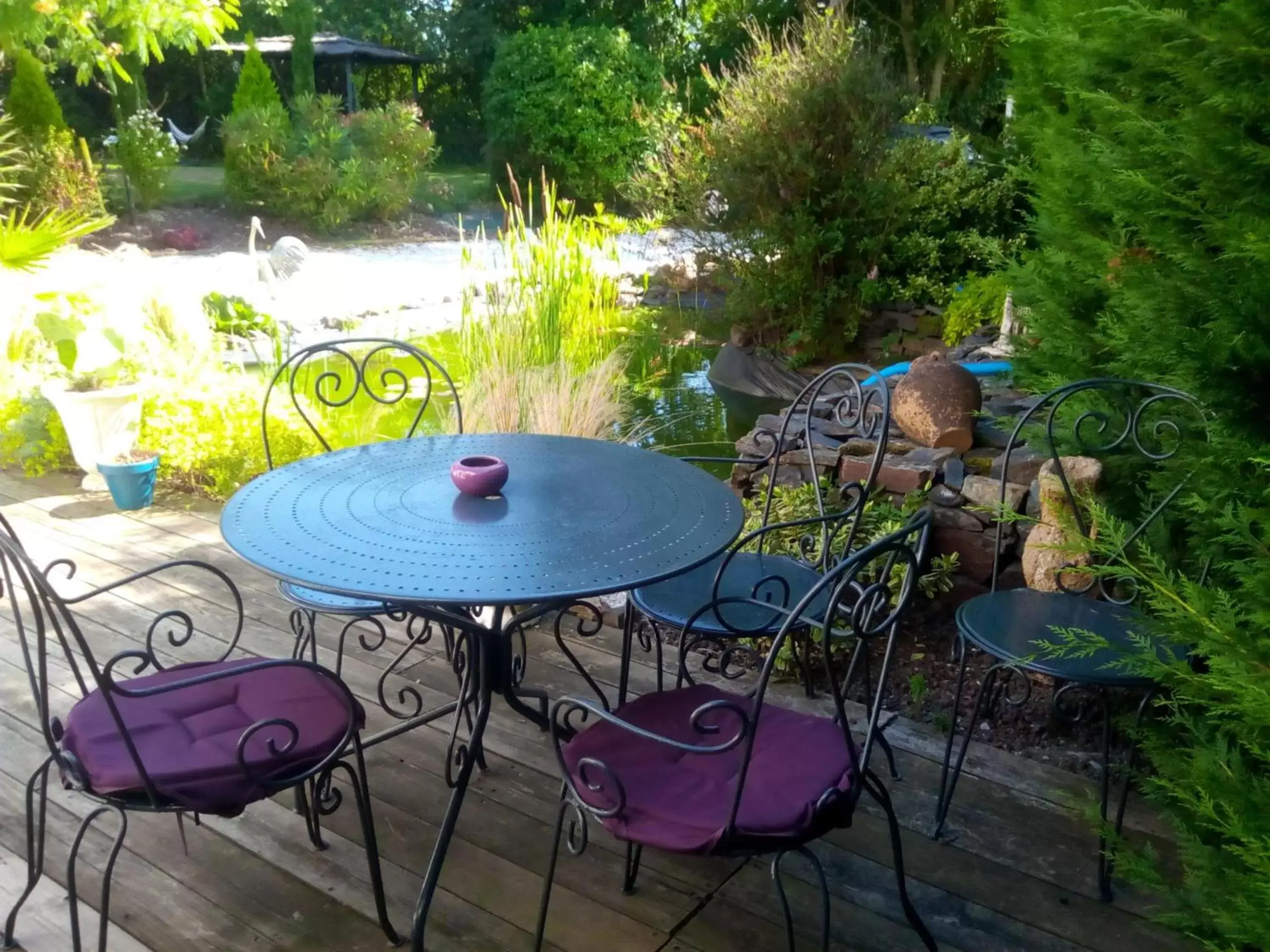 Patio in Mas des Vignes Piscine chauffée