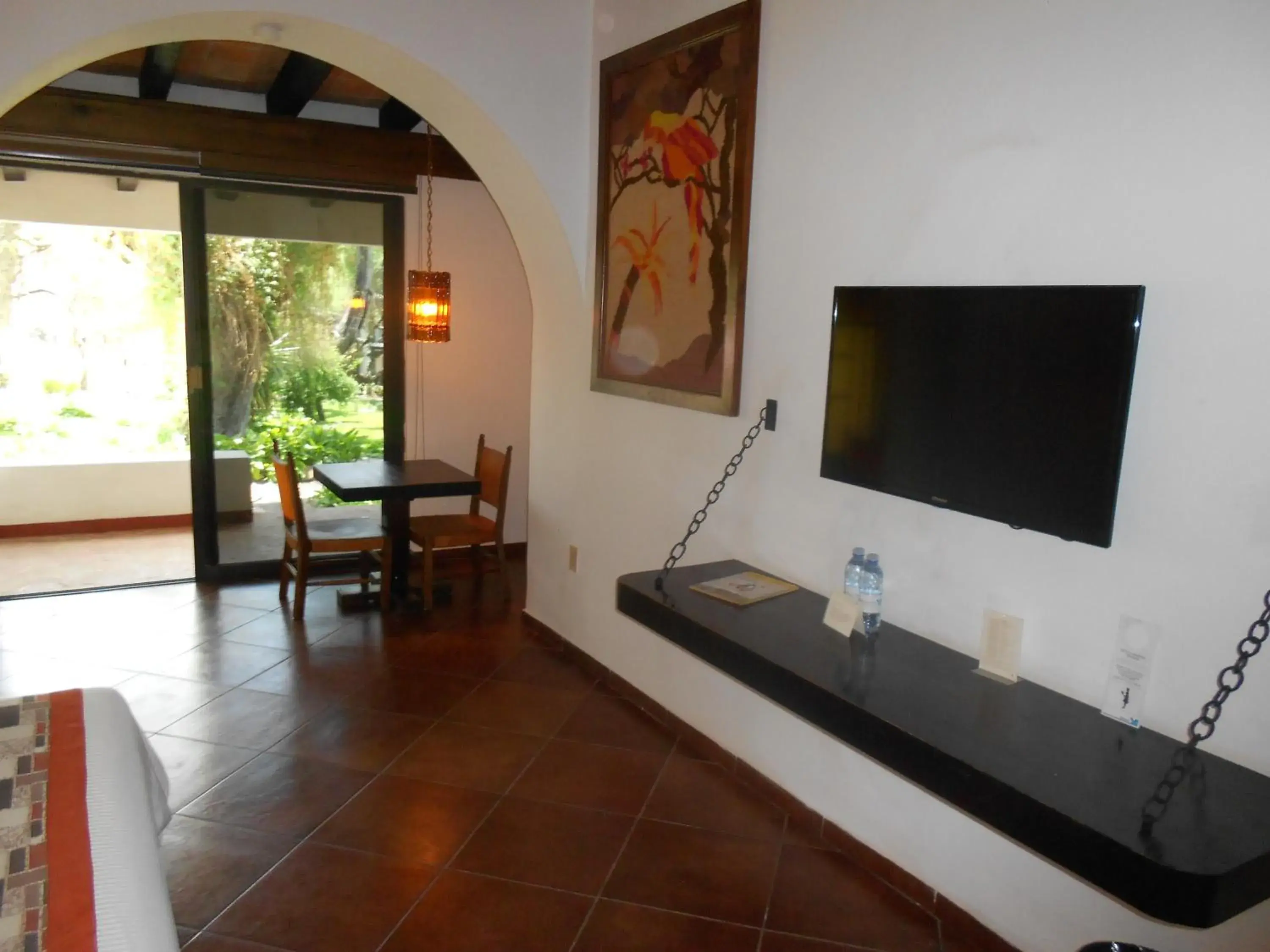 TV and multimedia, TV/Entertainment Center in Hotel Hacienda Taboada (Aguas Termales)