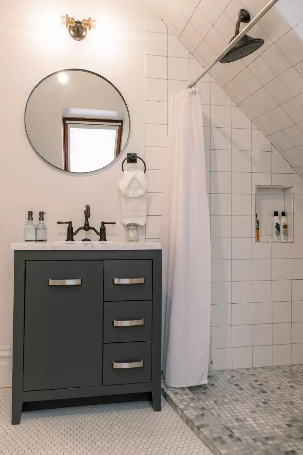 Bathroom in The Grape Leaf Inn