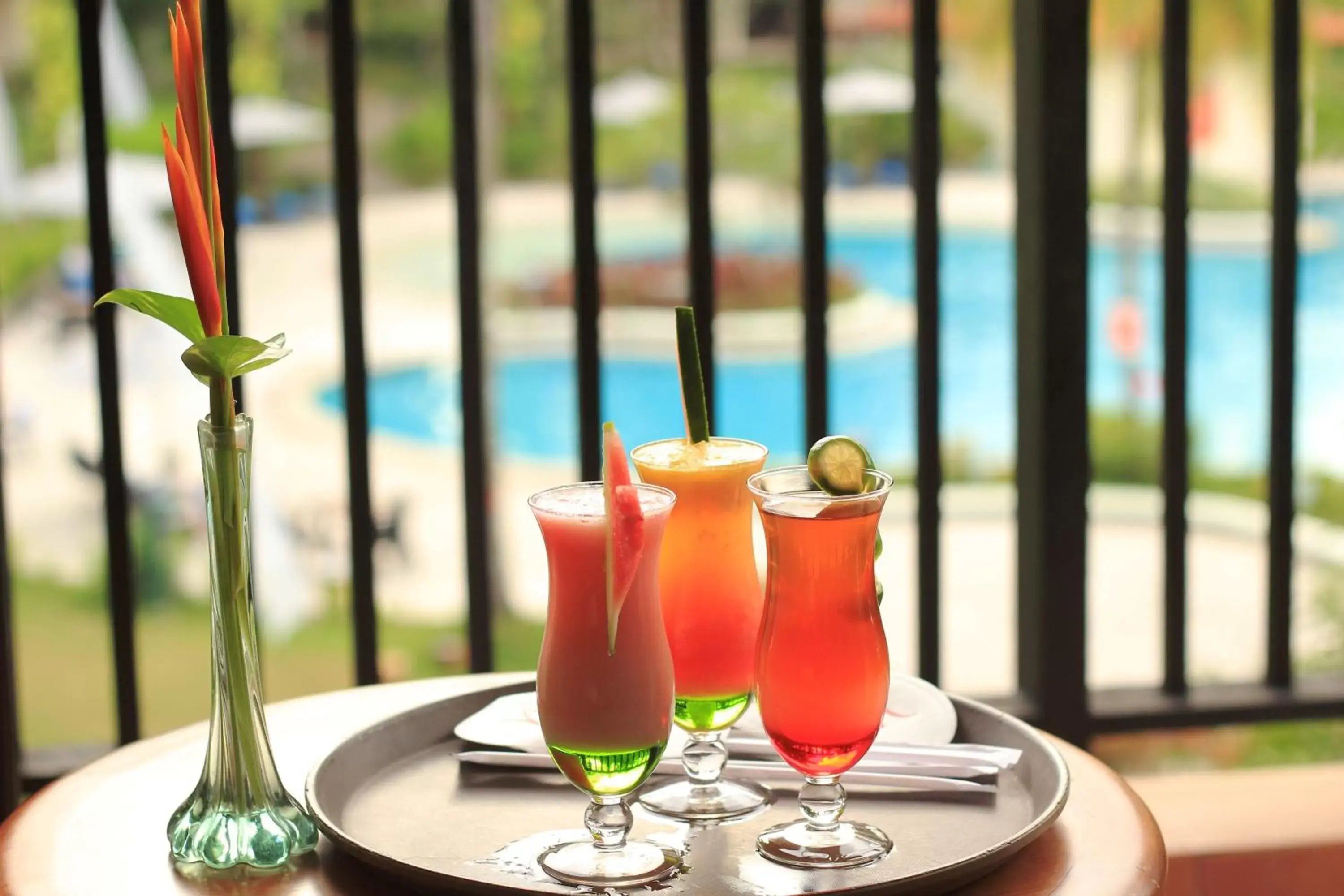 Pool view, Drinks in Mercure Manado Tateli Resort and Convention