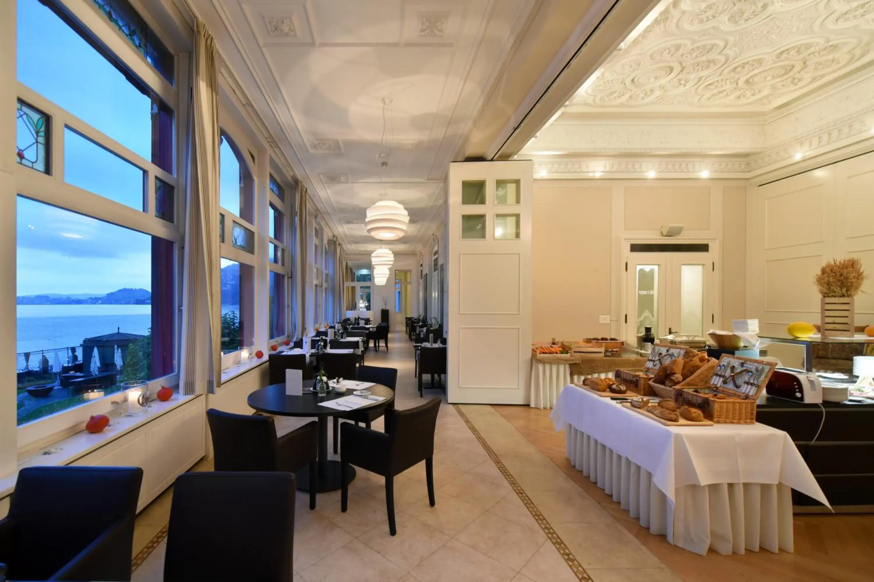 Restaurant/Places to Eat in Hotel Vitznauerhof