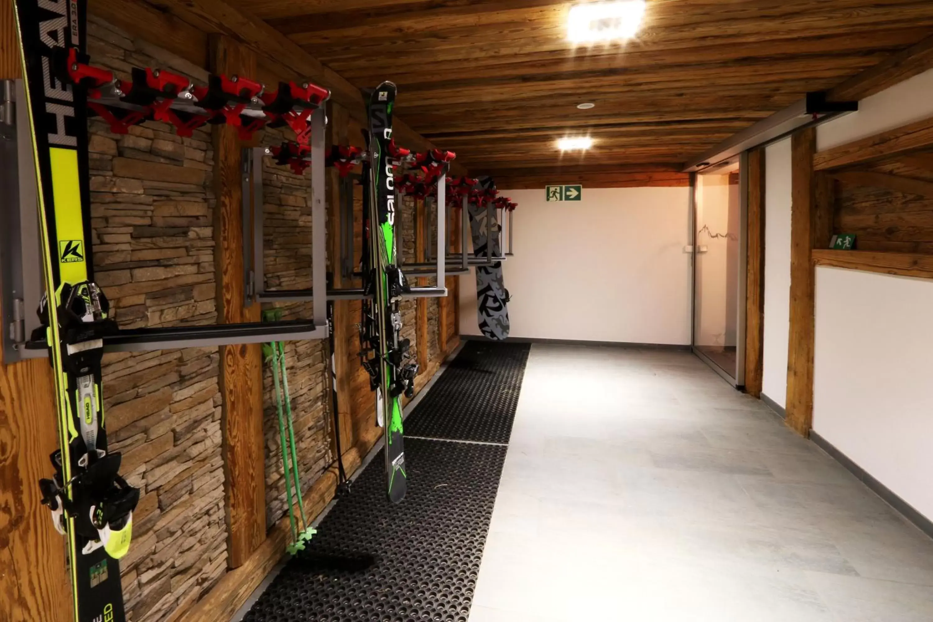 Area and facilities in Amber Ski-in/out Hotel & Spa