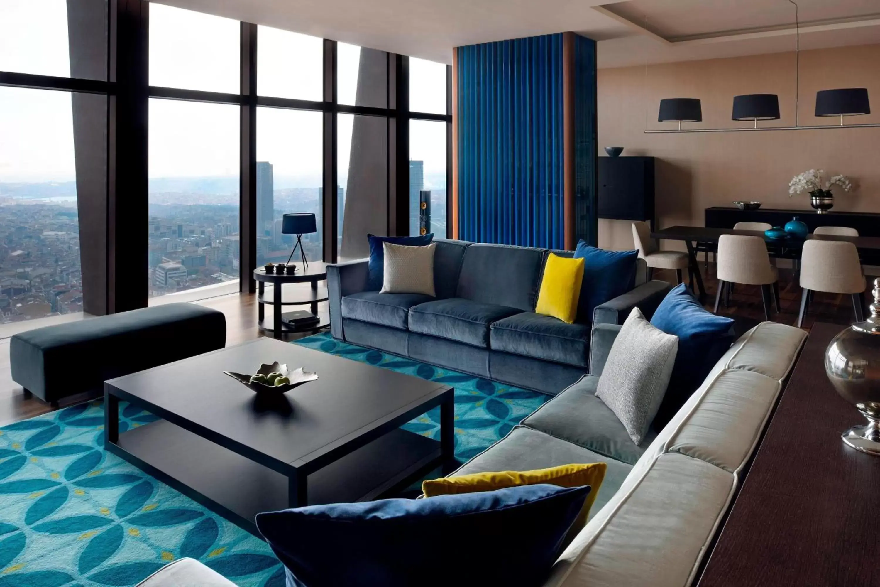 Living room, Seating Area in Istanbul Marriott Hotel Sisli