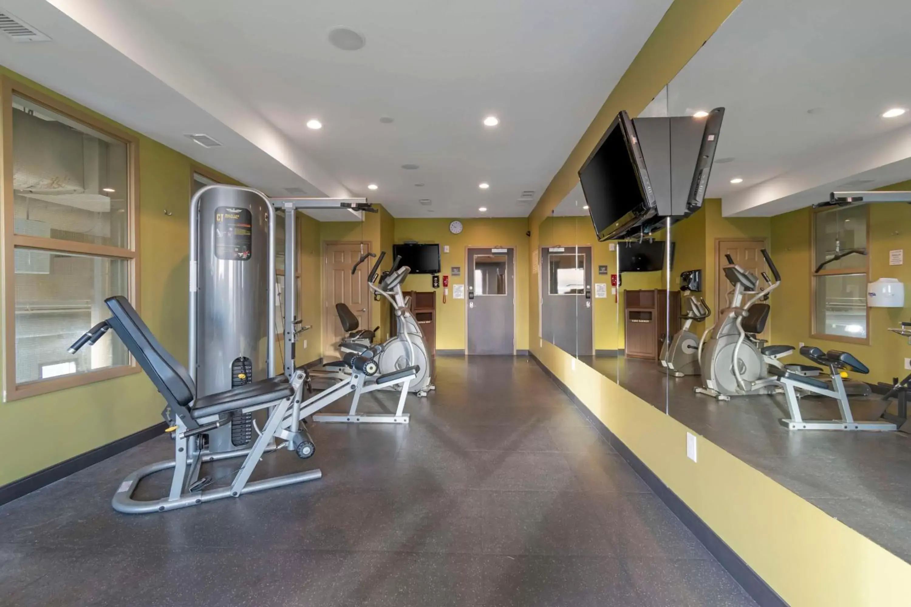 Fitness centre/facilities, Fitness Center/Facilities in Best Western Plus Moose Jaw