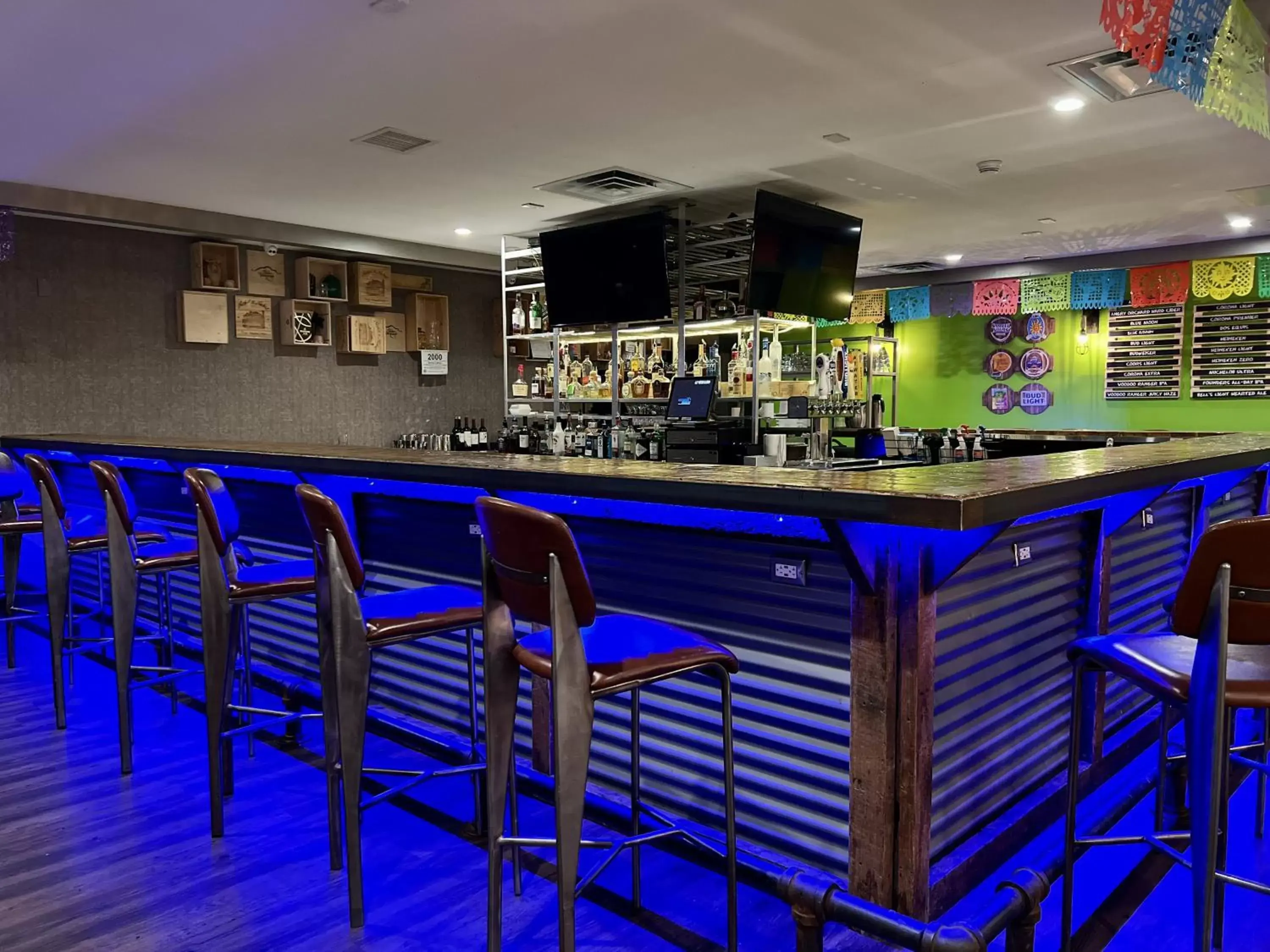 Restaurant/places to eat, Lounge/Bar in Radisson Hotel Southfield-Detroit