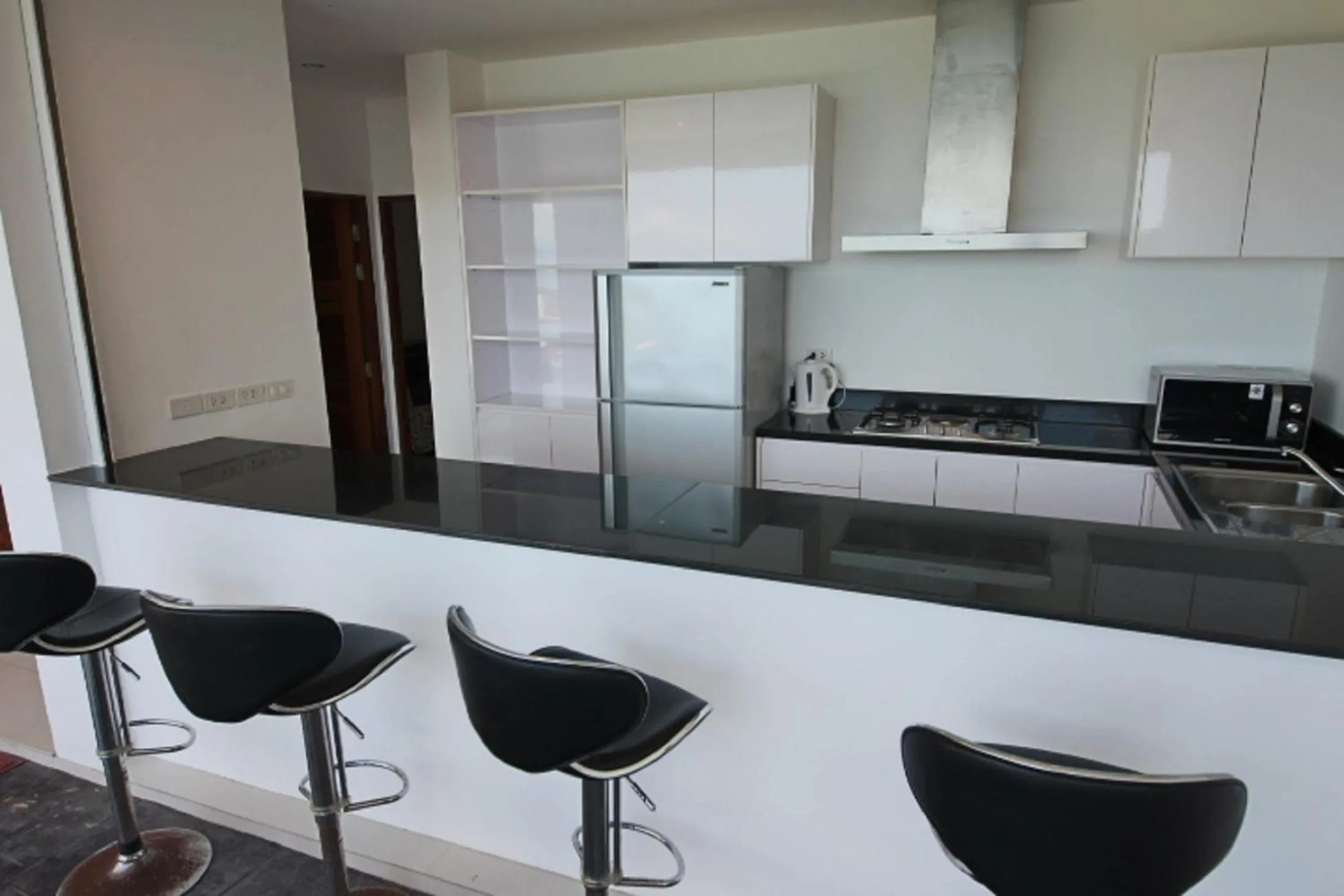 Tropical Sea View Residence