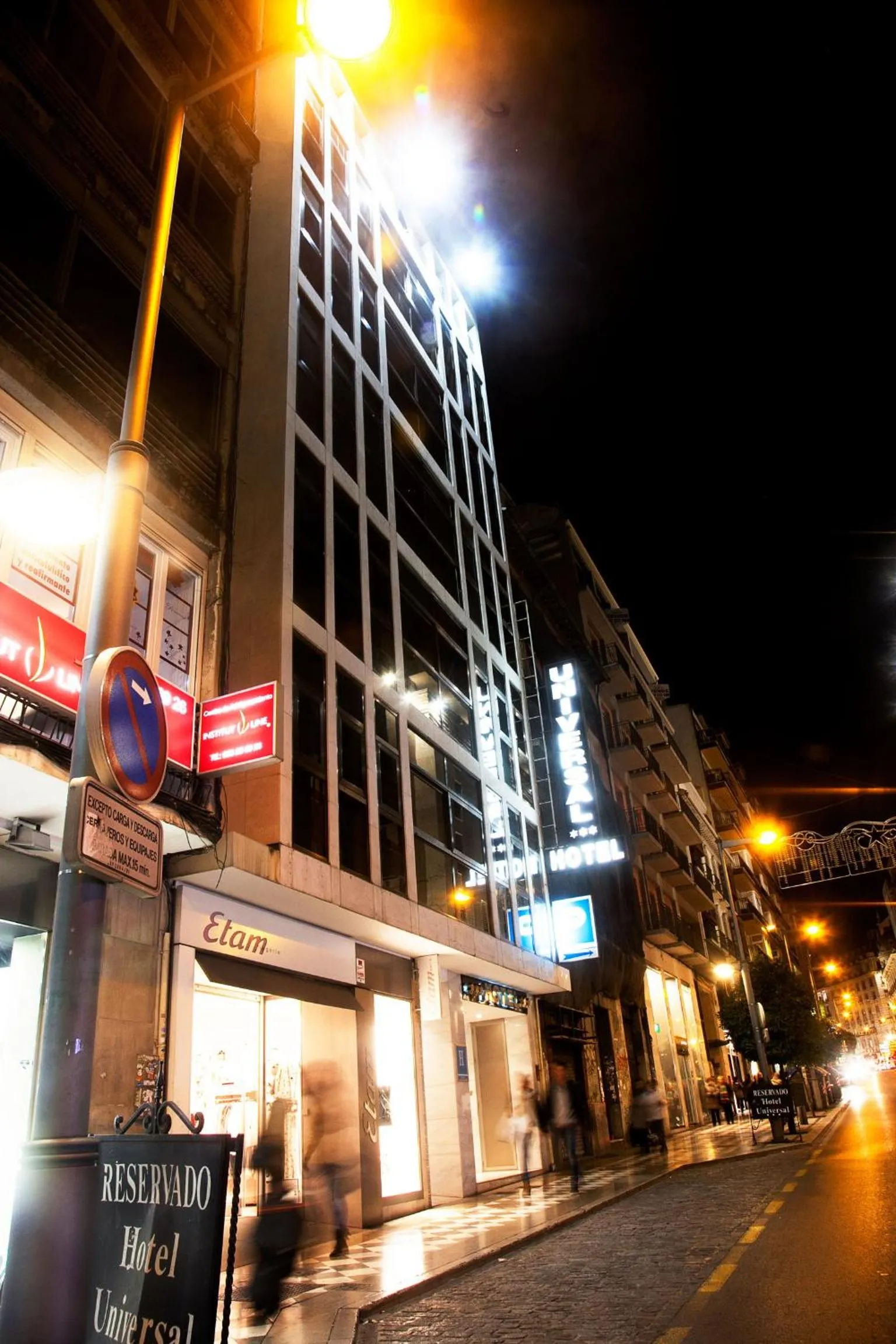 Facade/entrance in Hotel Universal by Maxi Hoteles