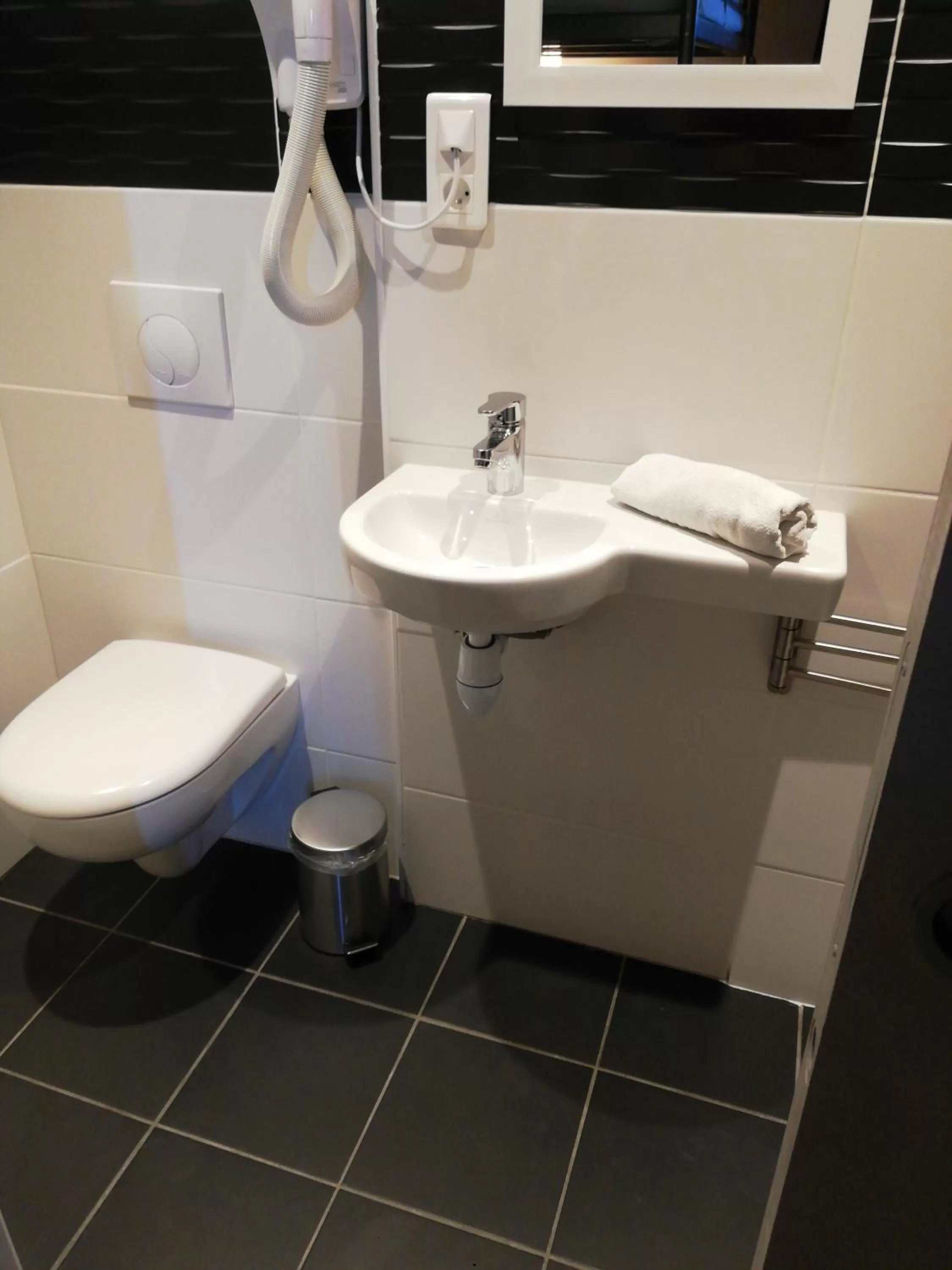 Bathroom in LE PATIO