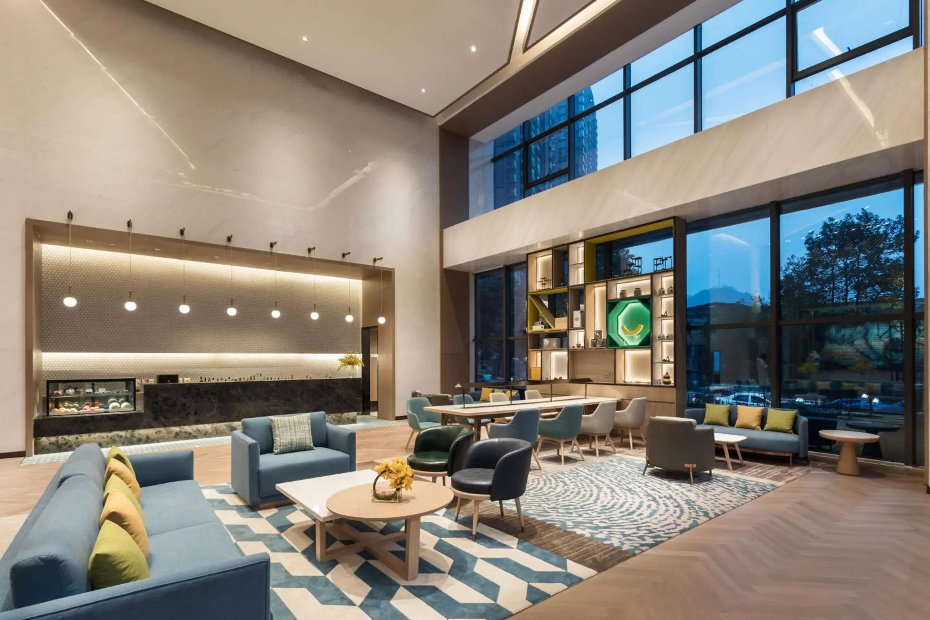 Property building in Holiday Inn Guiyang City Center by IHG Property building in Holiday Inn Guiyang City Center by IHG