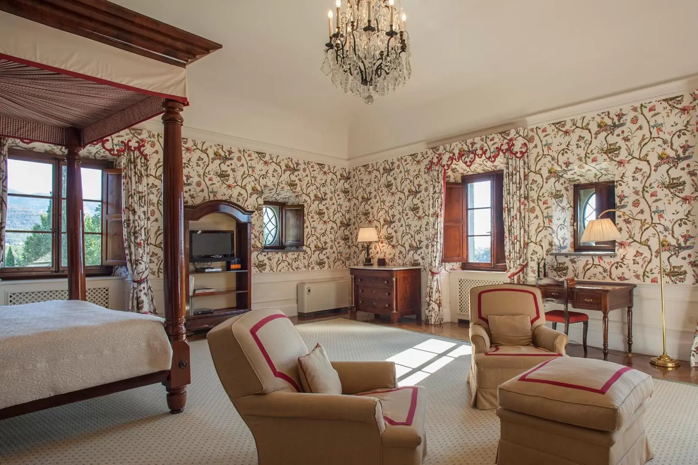 Bedroom, Seating Area in Il Borro Relais & Châteaux