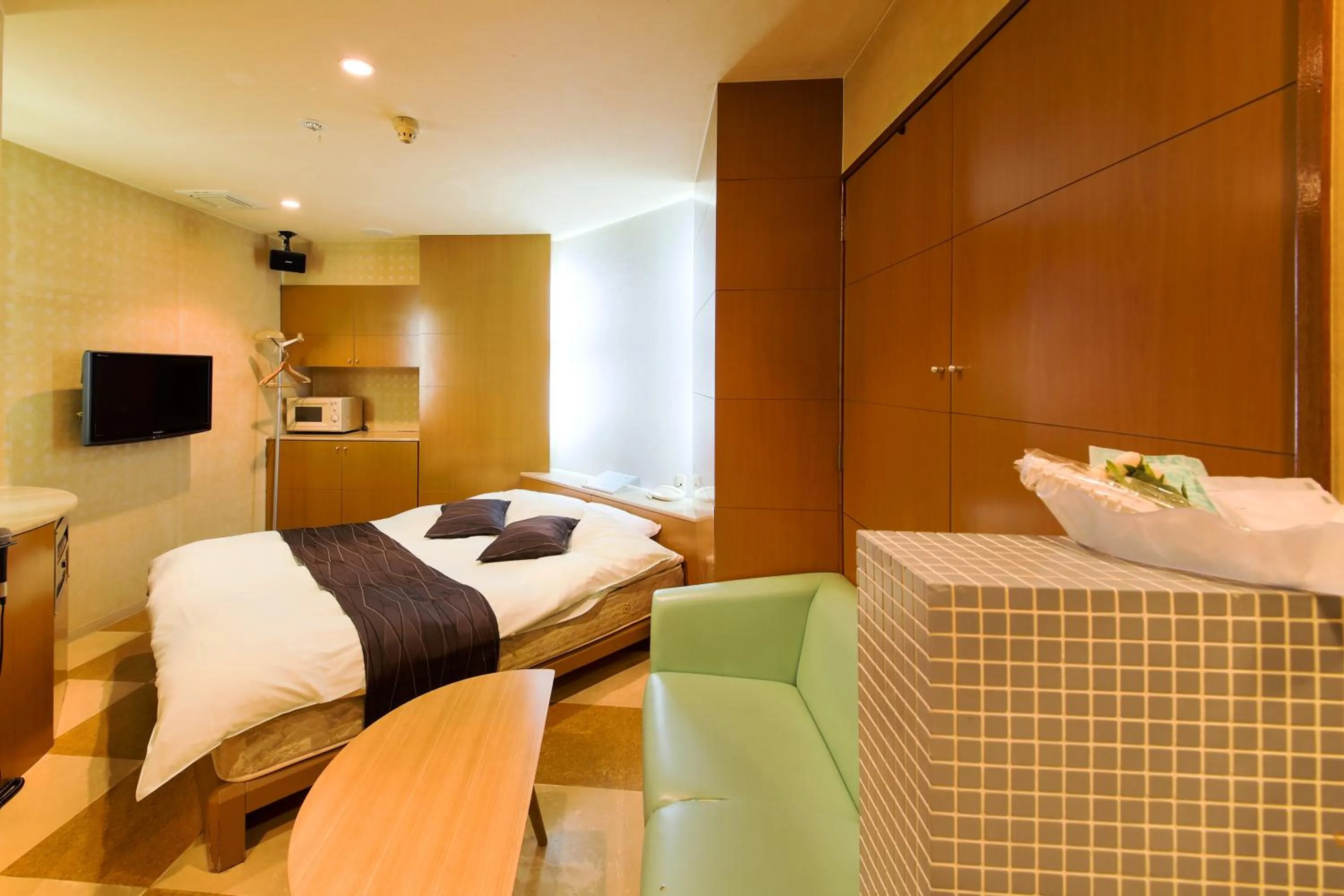 Photo of the whole room, Bed in Hotel Public Jam