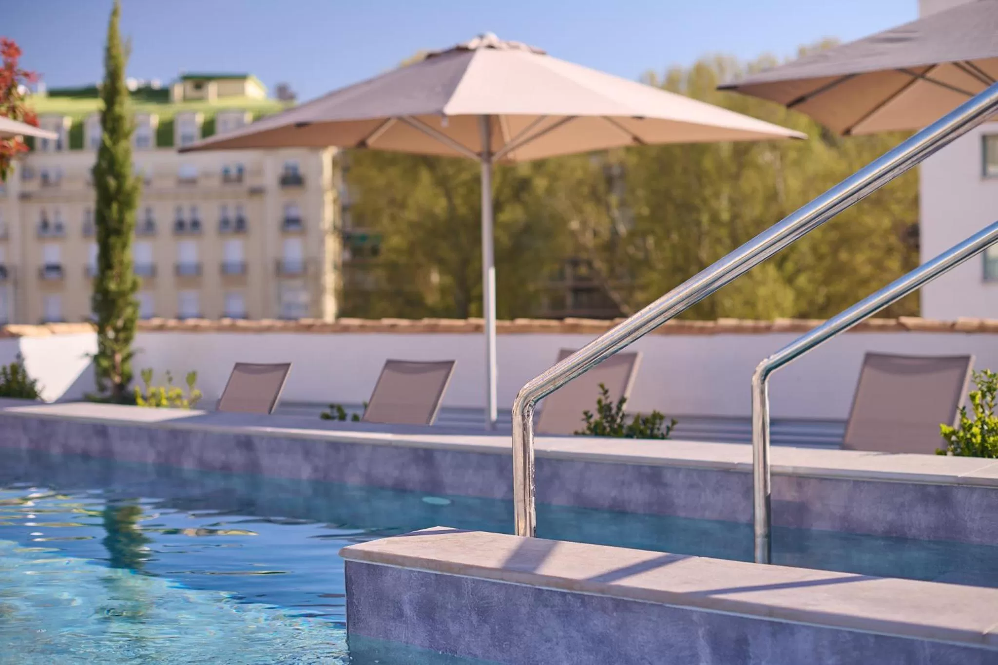 Swimming pool in Boutique Hotel Luna Granada Centro