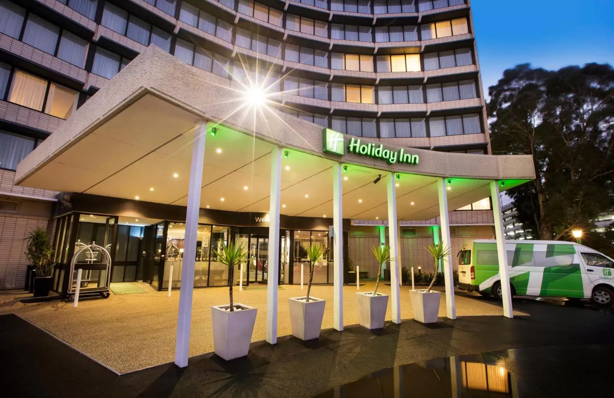 Property building in Holiday Inn Melbourne Airport, an IHG Hotel