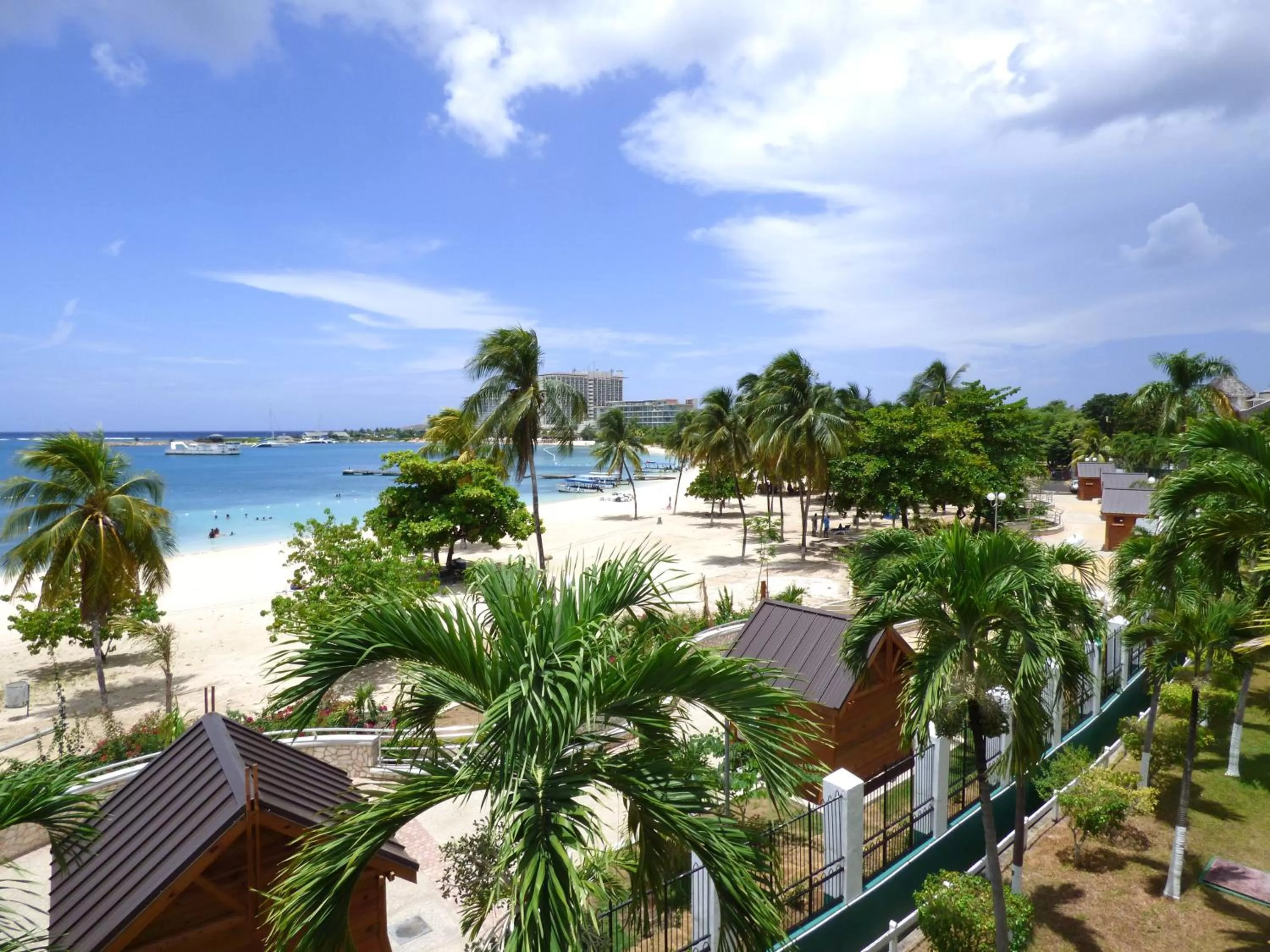 Balcony/Terrace in Beach Two Bedroom Loft Suite E29