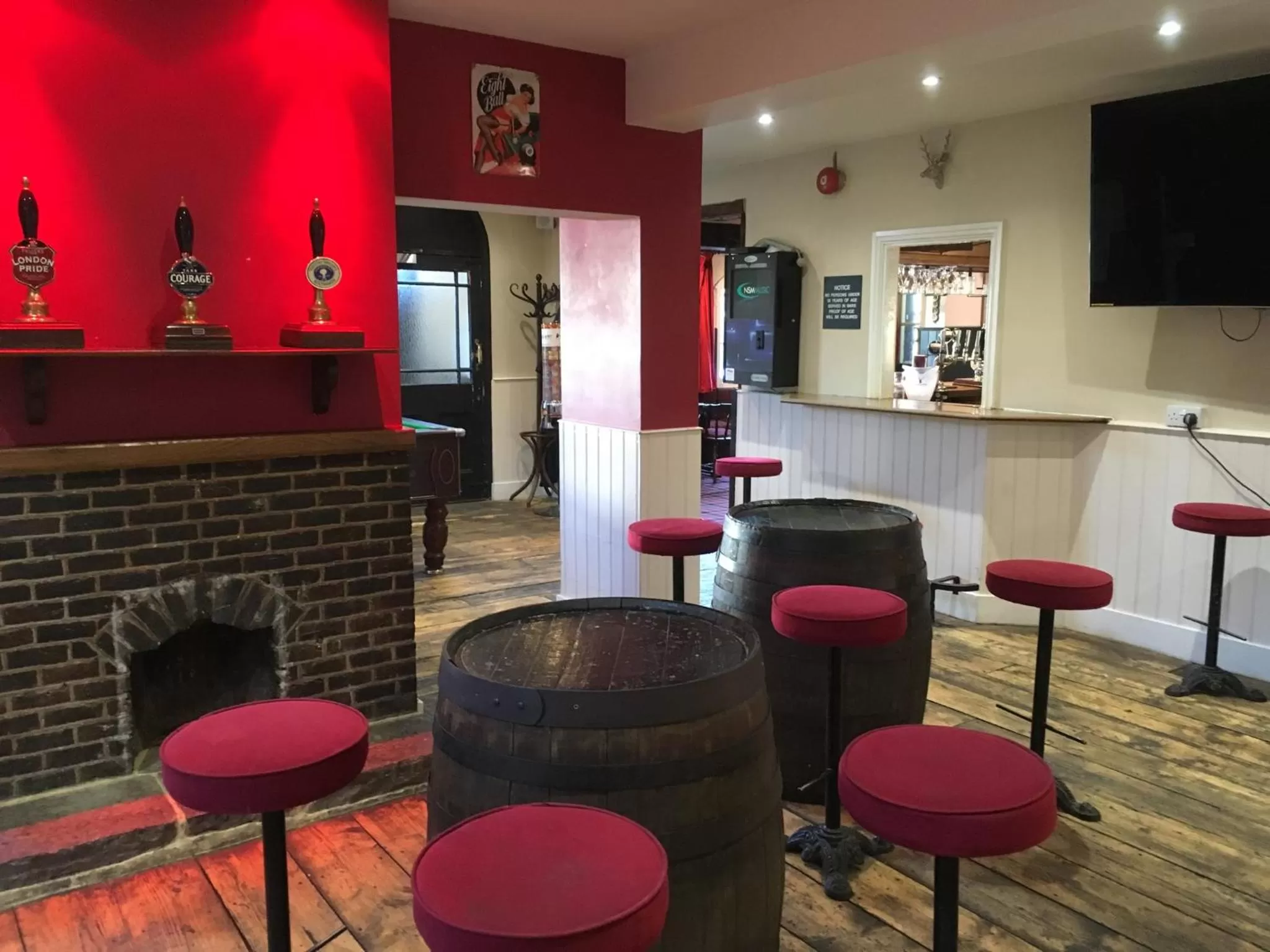 The White Hart pub and rooms