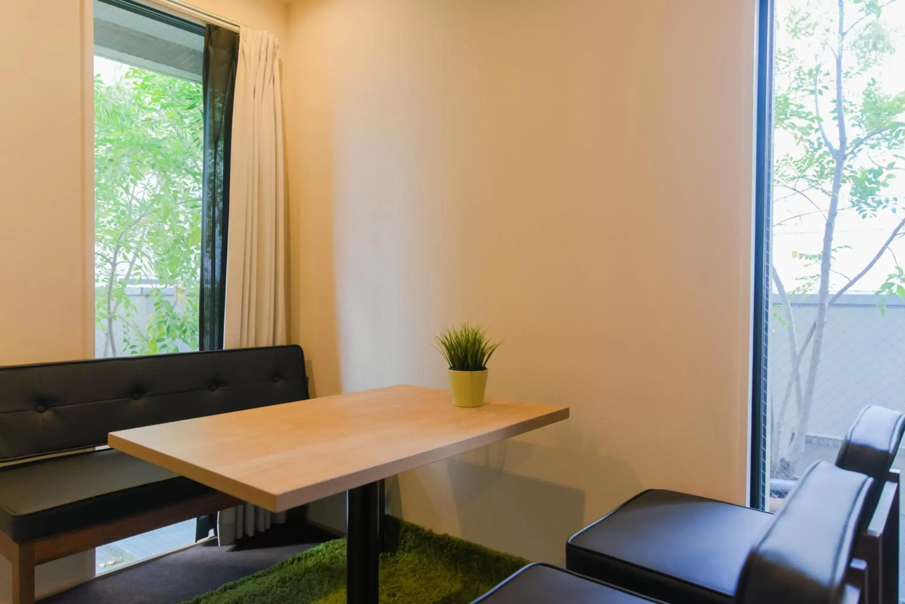 Meeting/conference room, Dining Area in Feel Osaka Yu