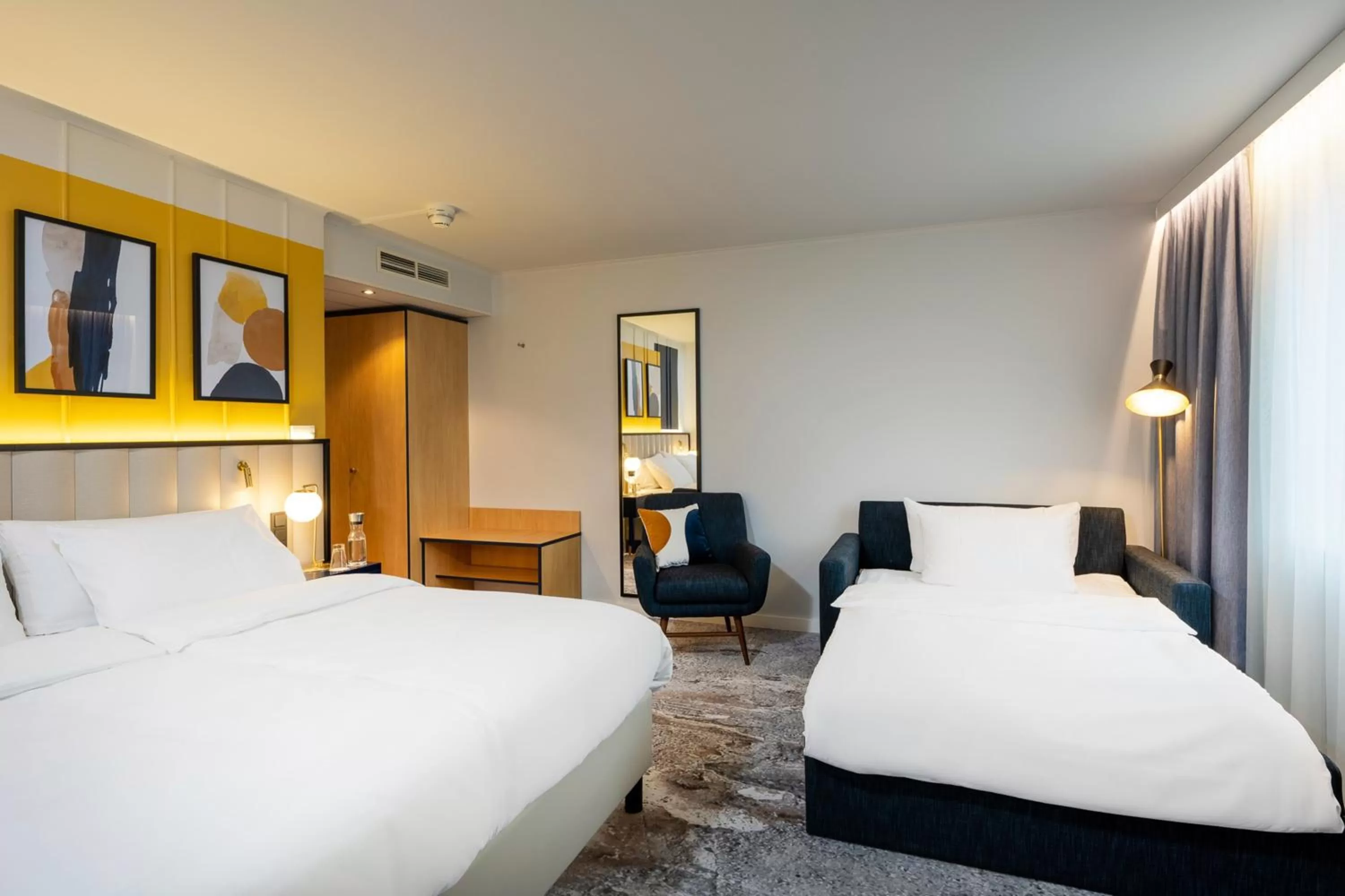 Photo of the whole room, Bed in voco Dusseldorf Seestern by IHG