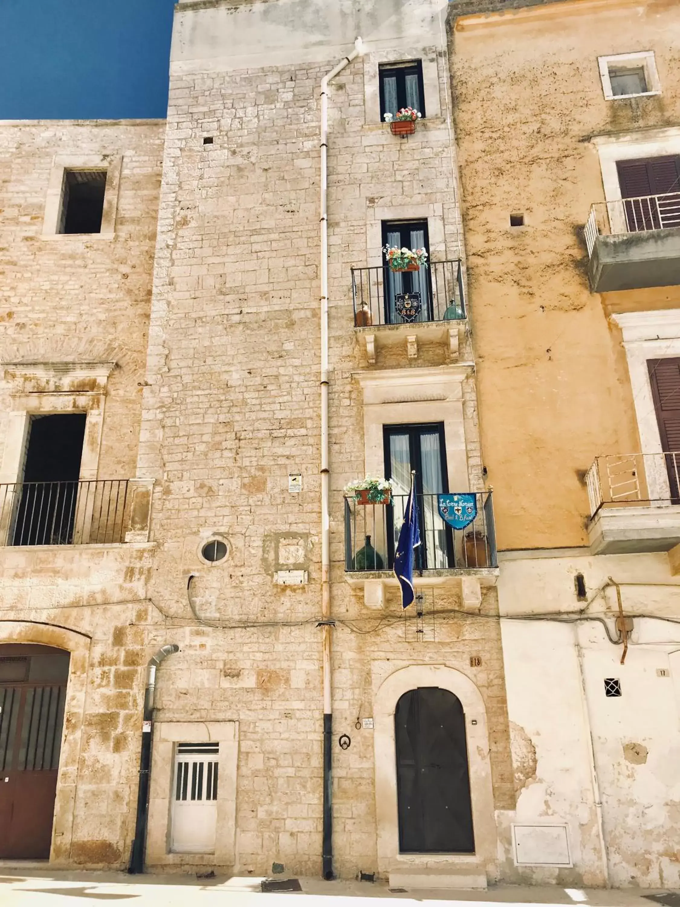 Facade/entrance, Property Building in La Torre Storica