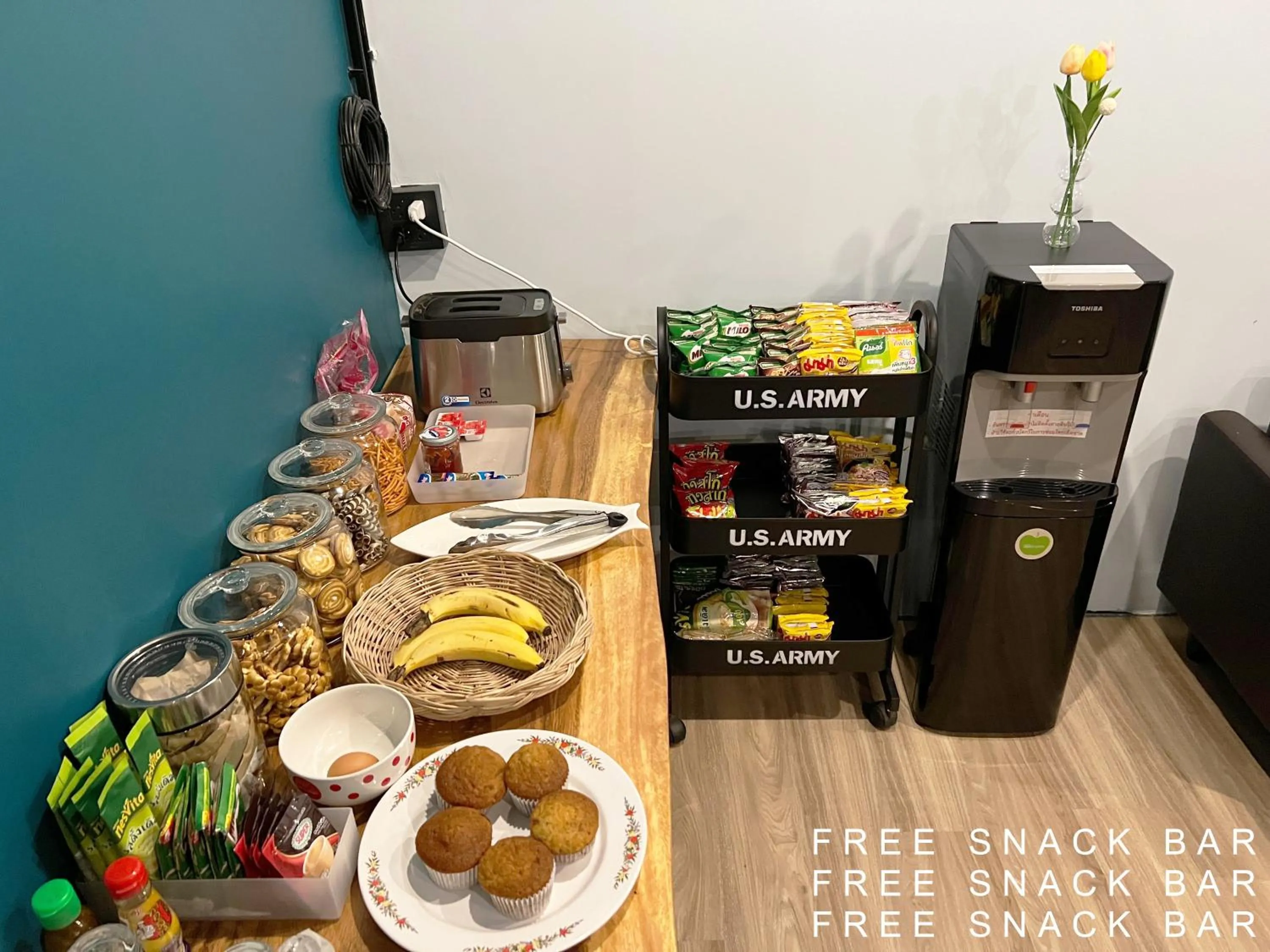 Restaurant/places to eat in Airport Mini Hostel at Don Muang Airport