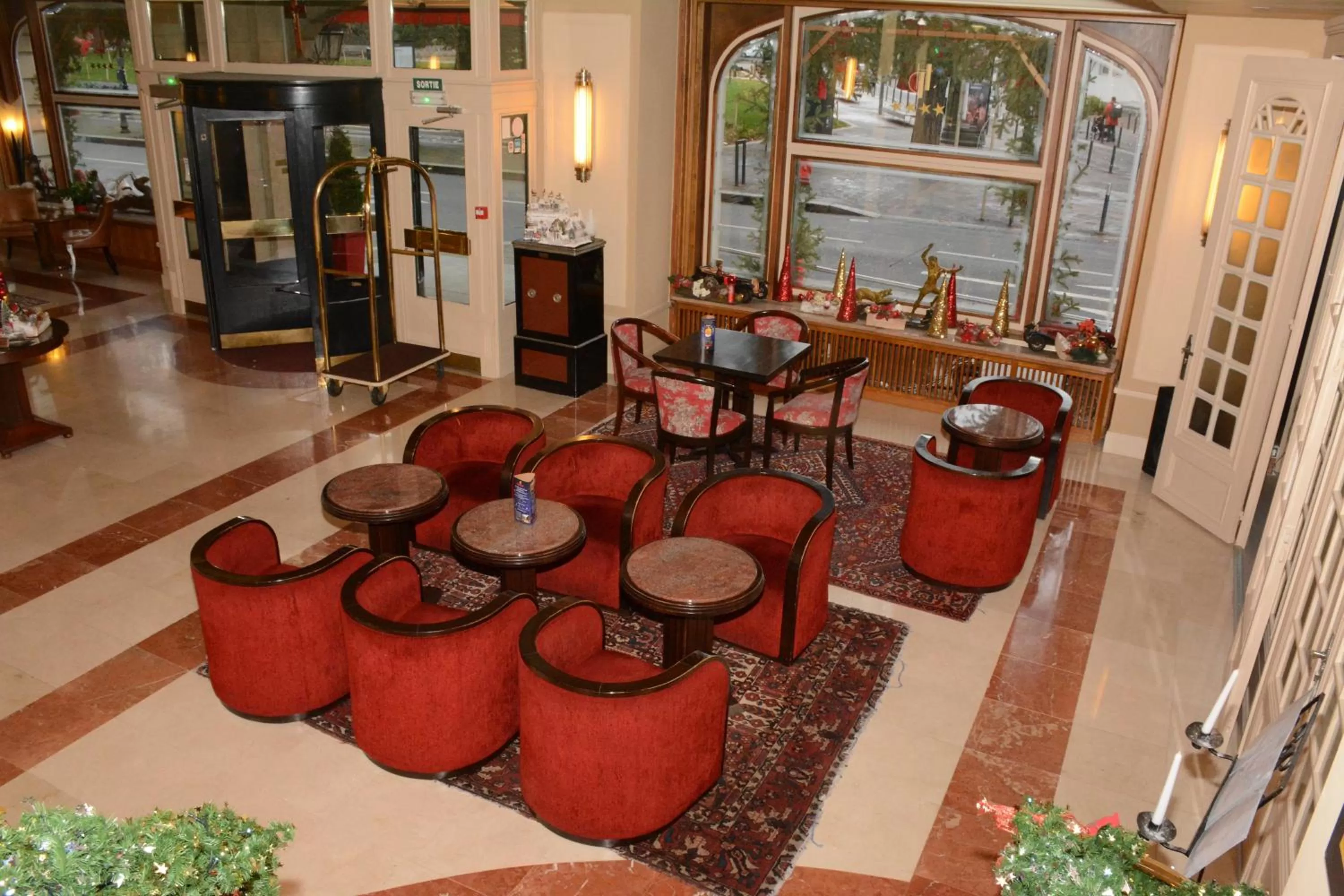 Living room in Hotel Du Parc - Mulhouse Centre