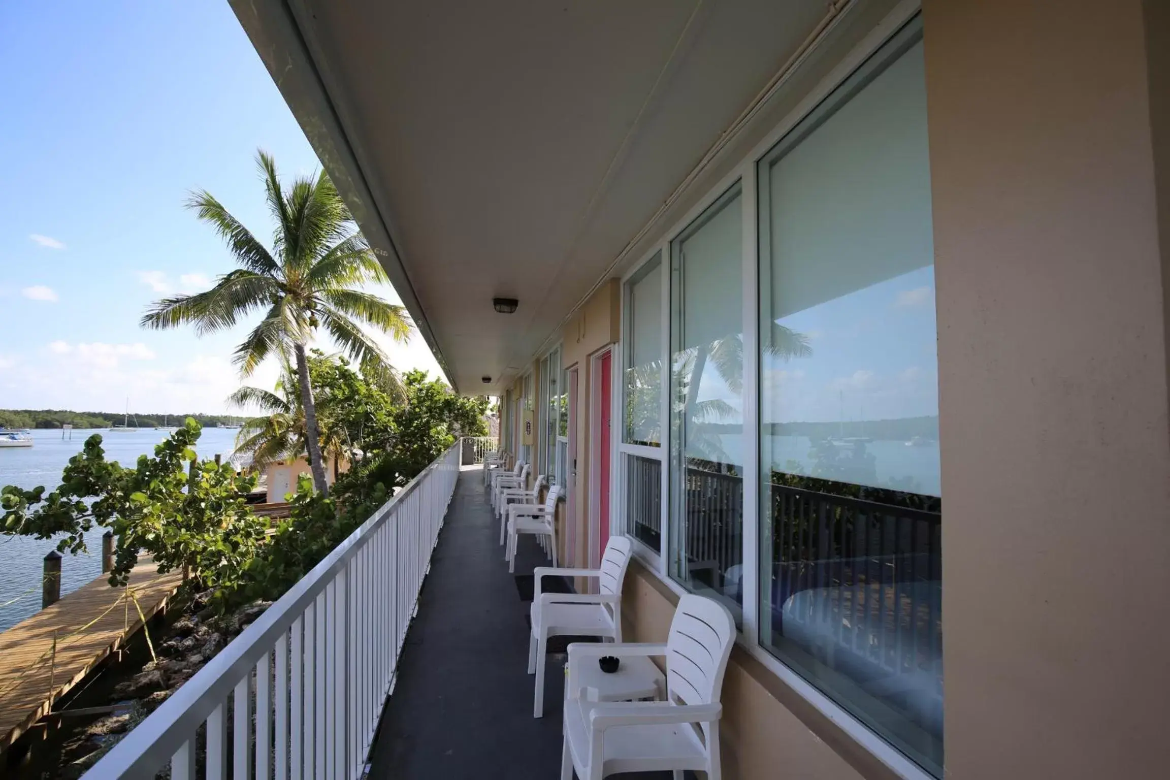 Balcony/Terrace in Gilbert's Resort