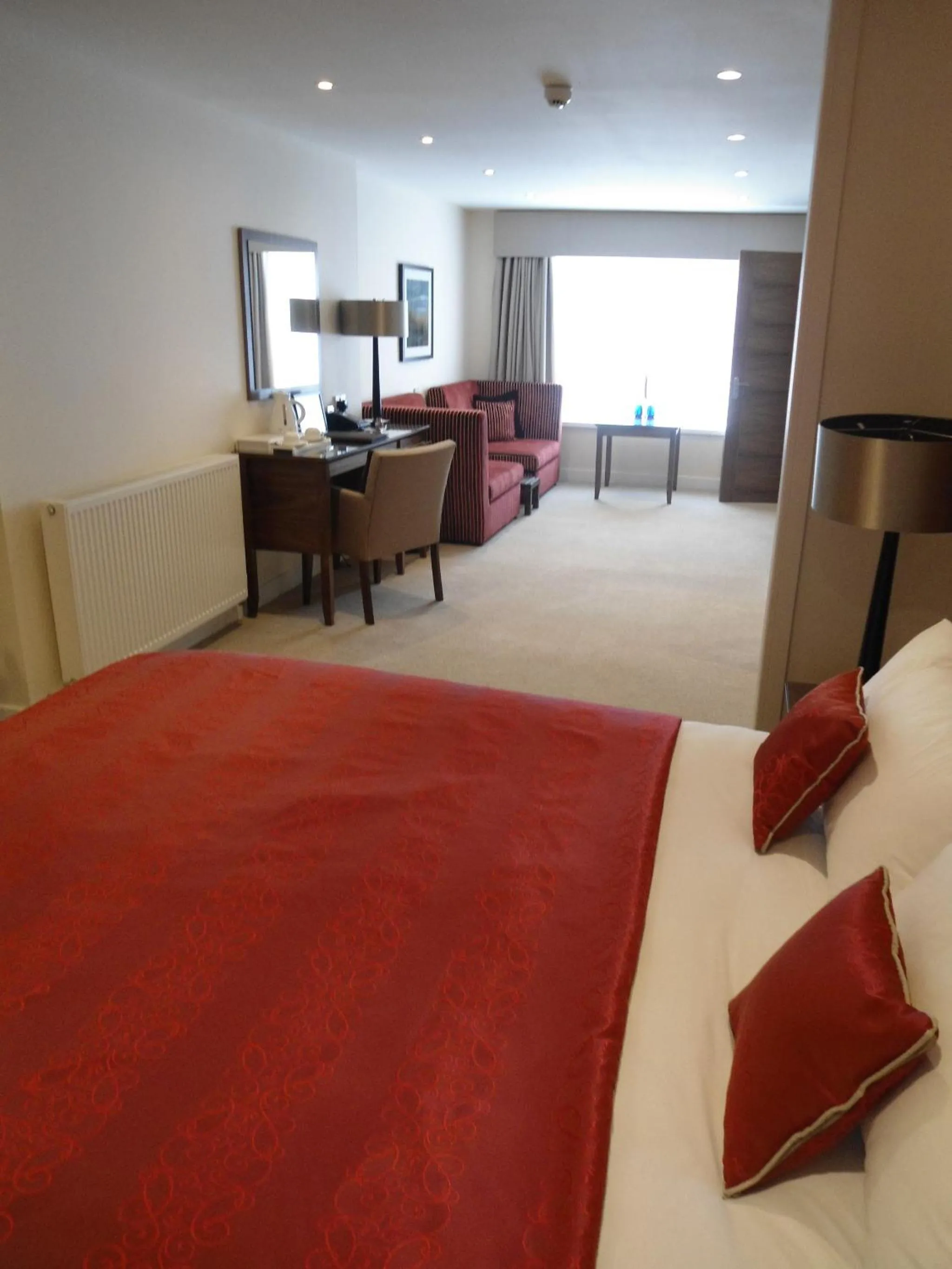 Bedroom, Bed in Links Hotel